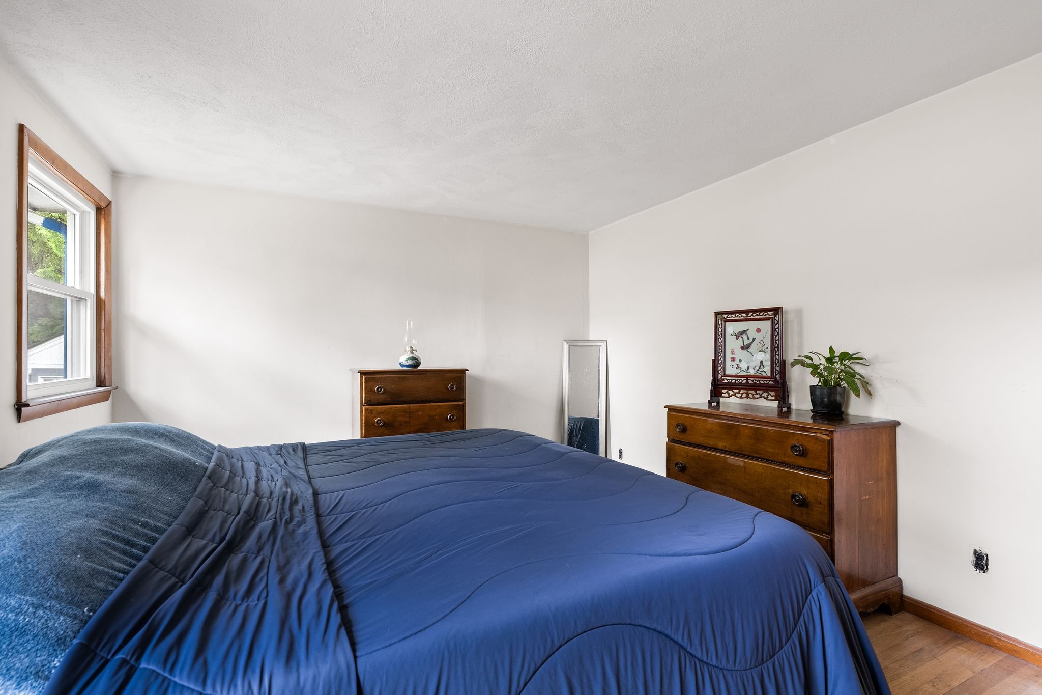 125 Sylvia St-26.jpg