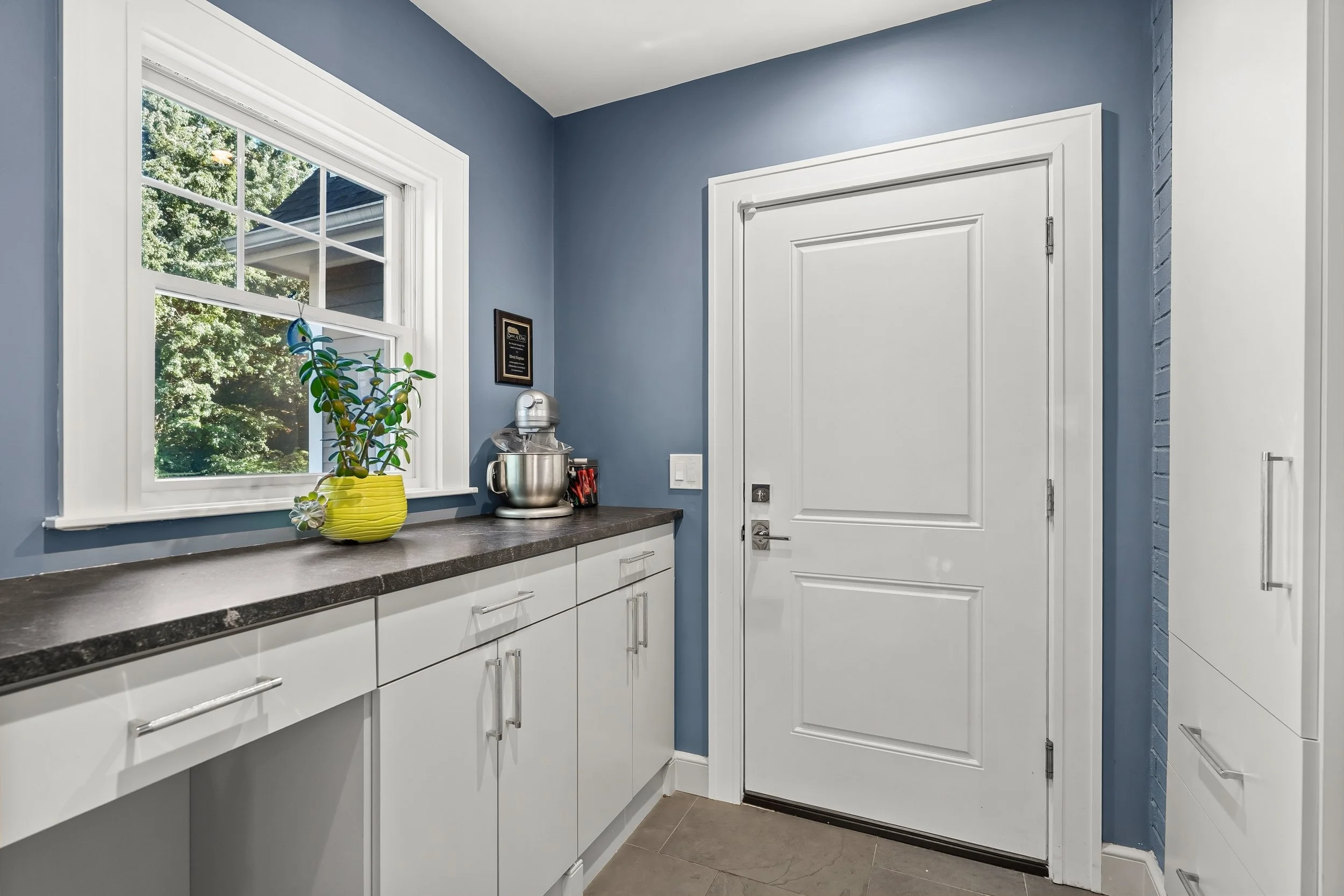 2 Hemenway Ave-25.jpg