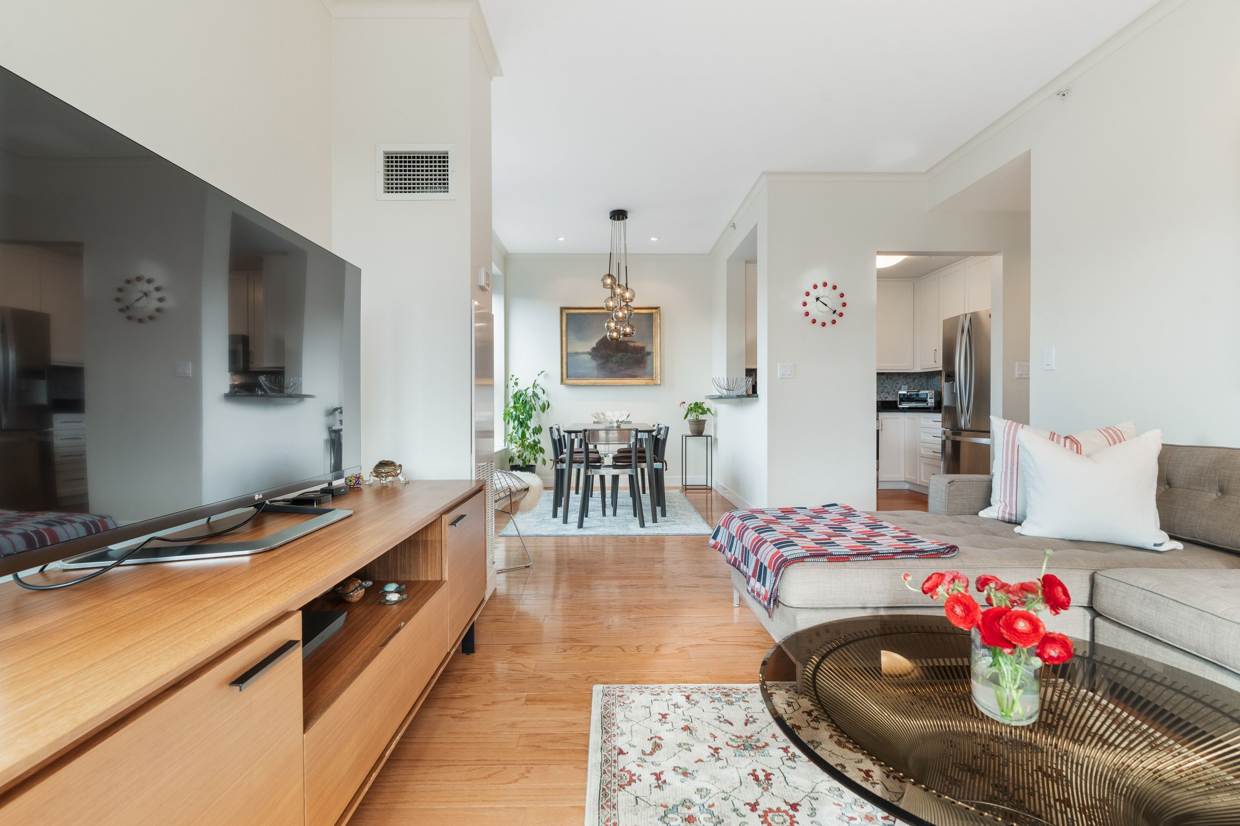 2 Rollins Street, Unit D601 LR8.jpg