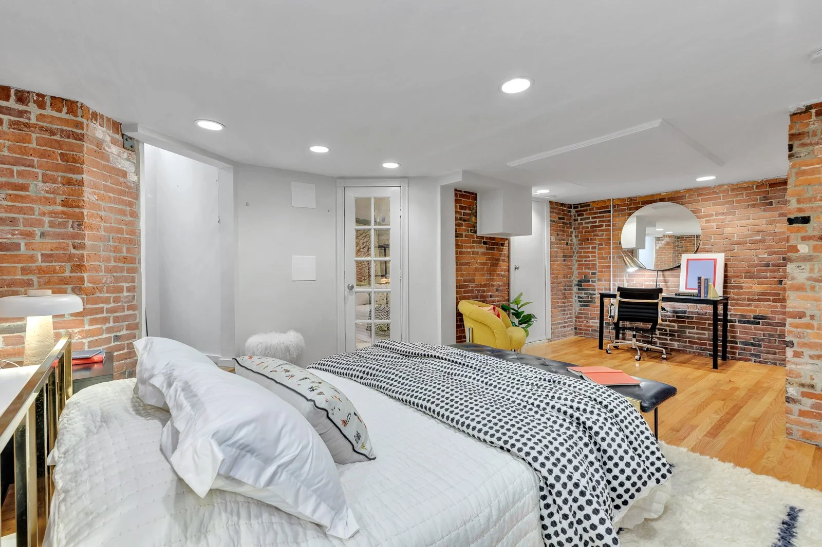 27 Greenwich Park, Unit #1, Boston, MA-19.jpg