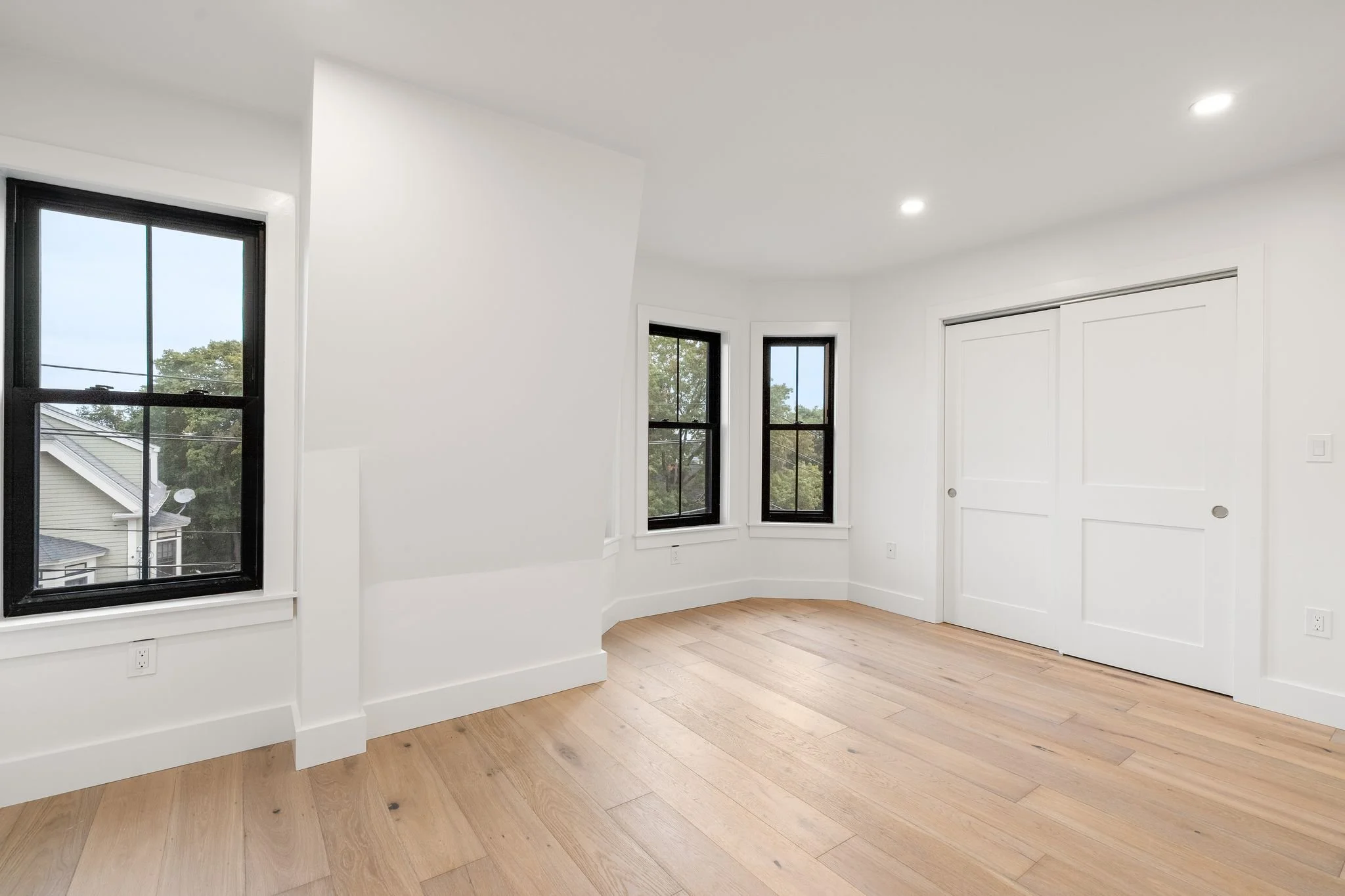 79 Sheridan St-30.jpg