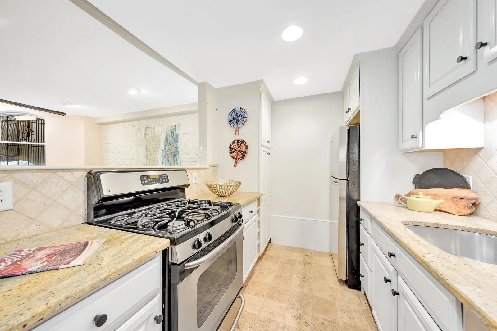 27 Greenwich Park, Unit #1, Boston, MA-35.jpg