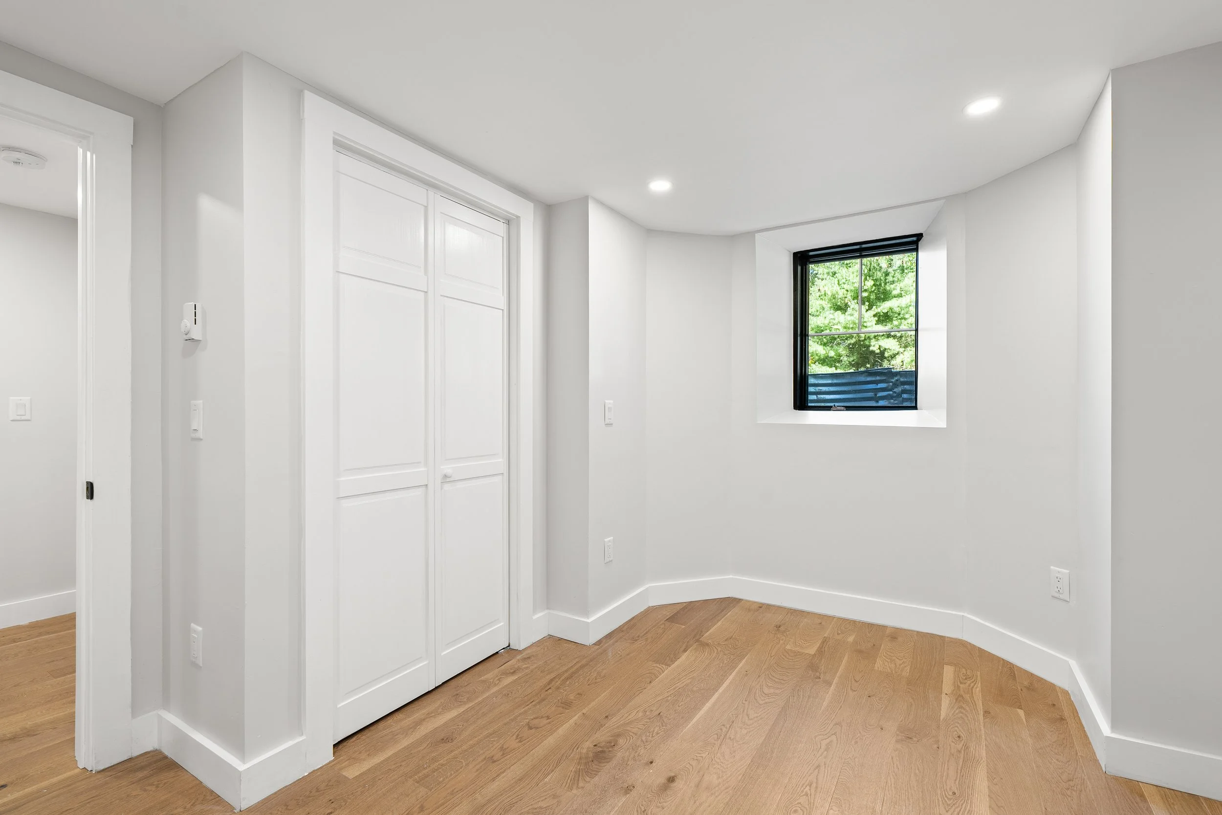 16 Yale Terrace-52.jpg
