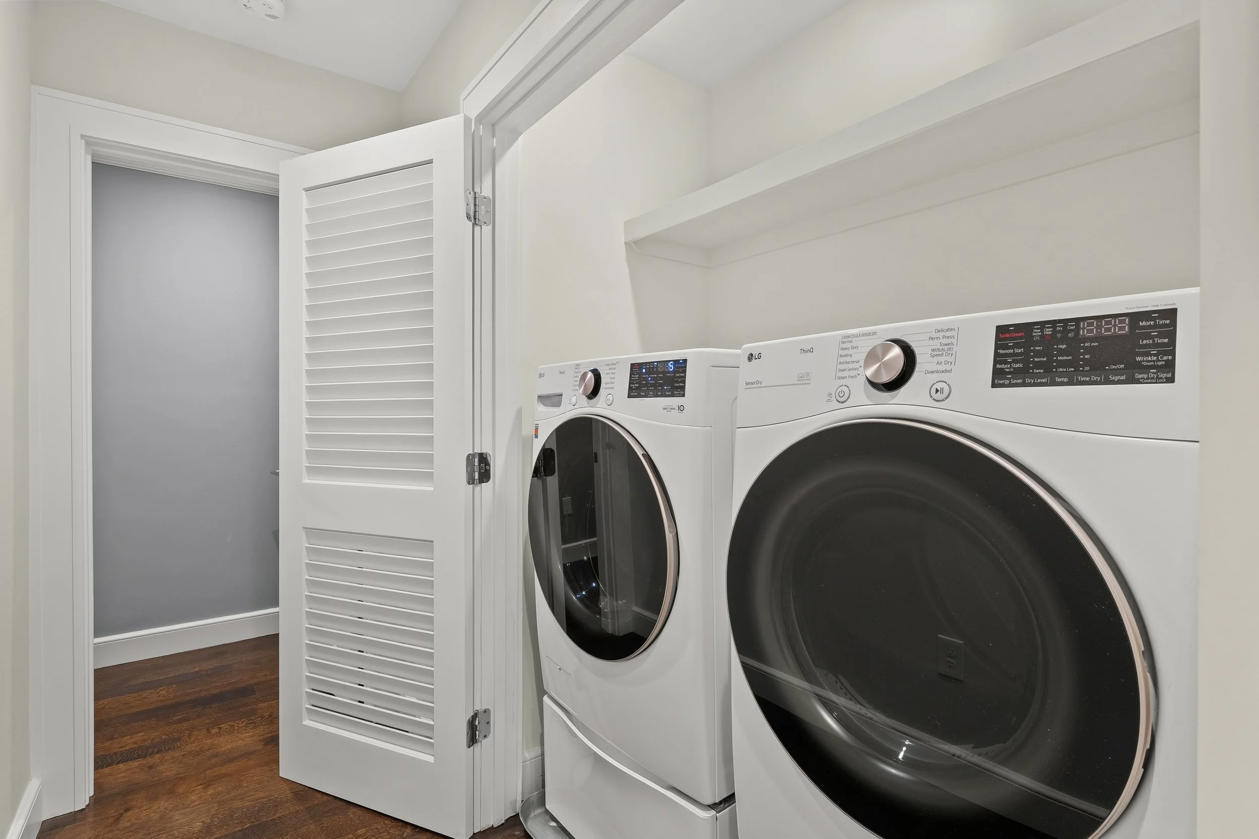 2 Hemenway Ave-52.jpg