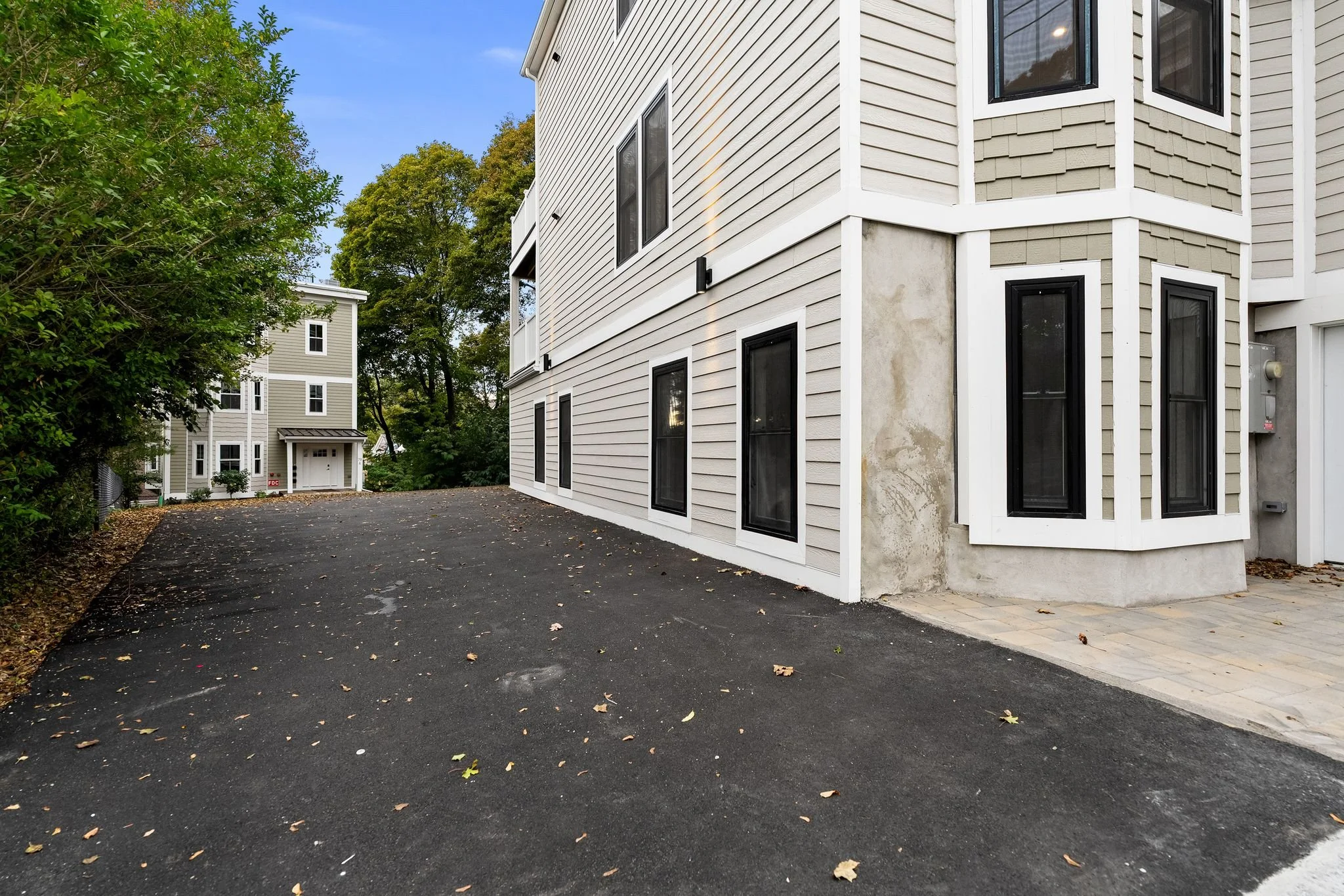 79 Sheridan St-40.jpg