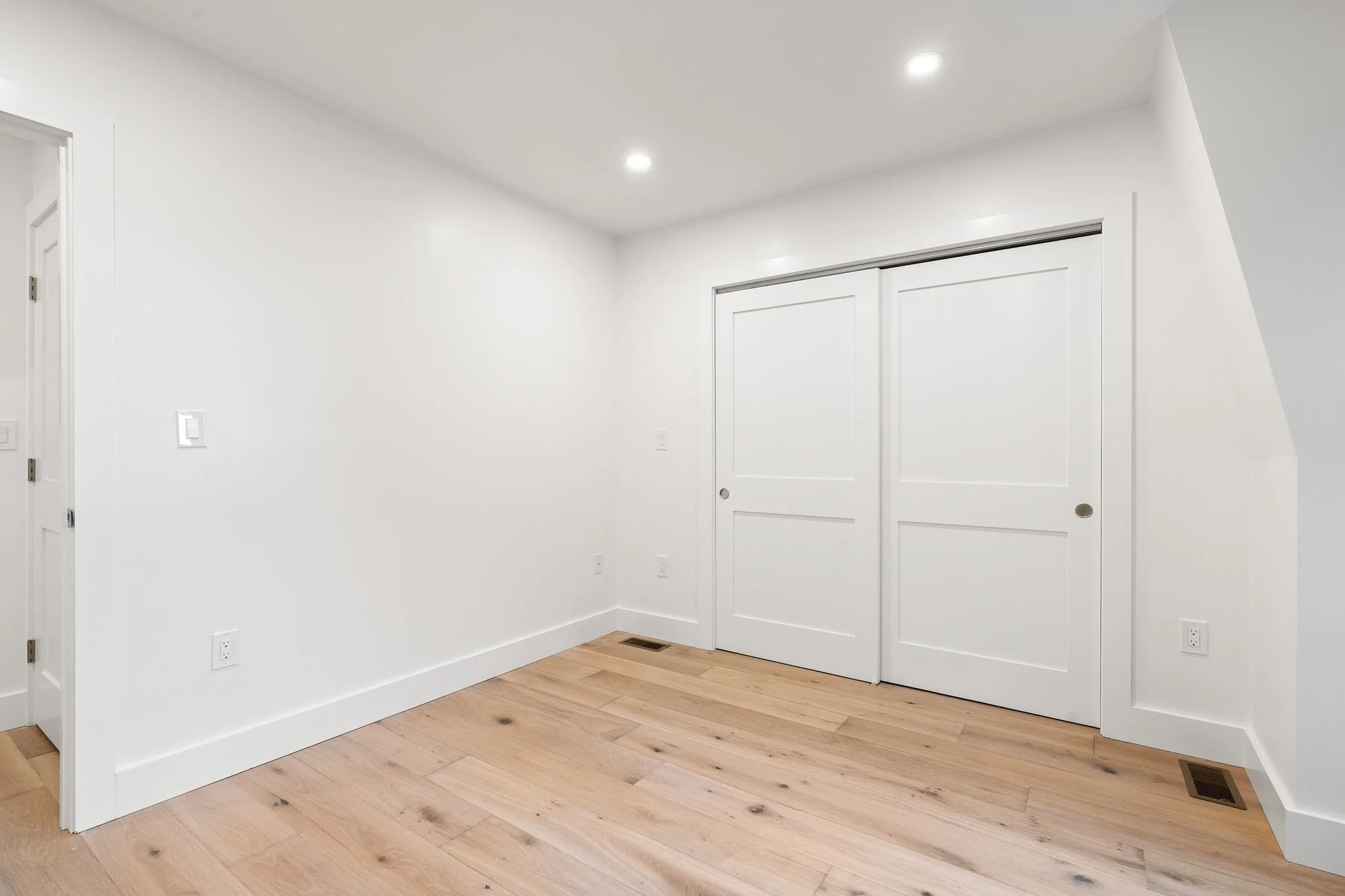 79 Sheridan St-21.jpg