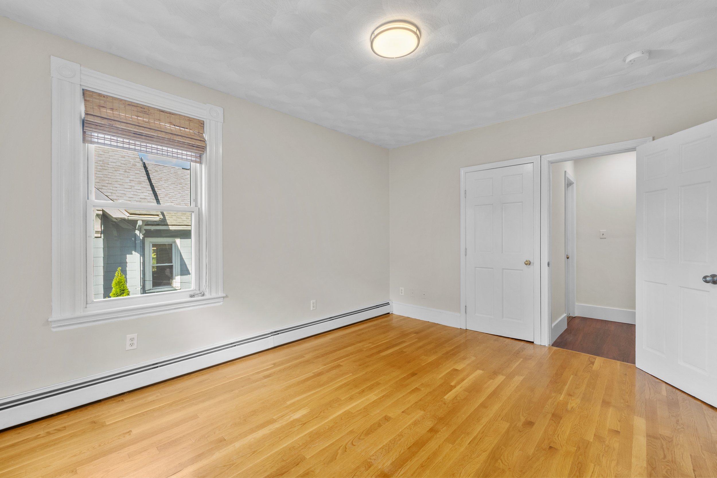 64 Hyde Park - guest bed 2.jpg