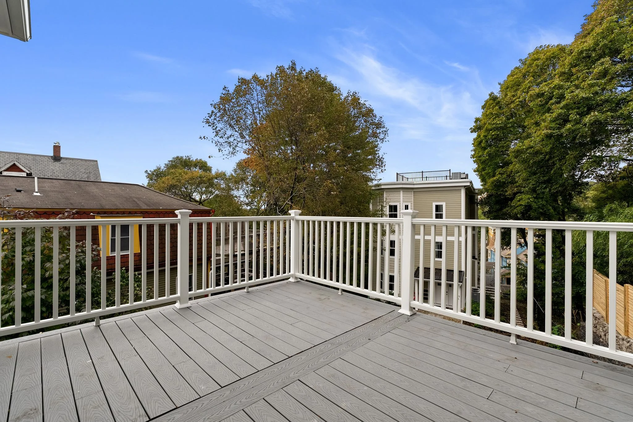 79 Sheridan St-34.jpg