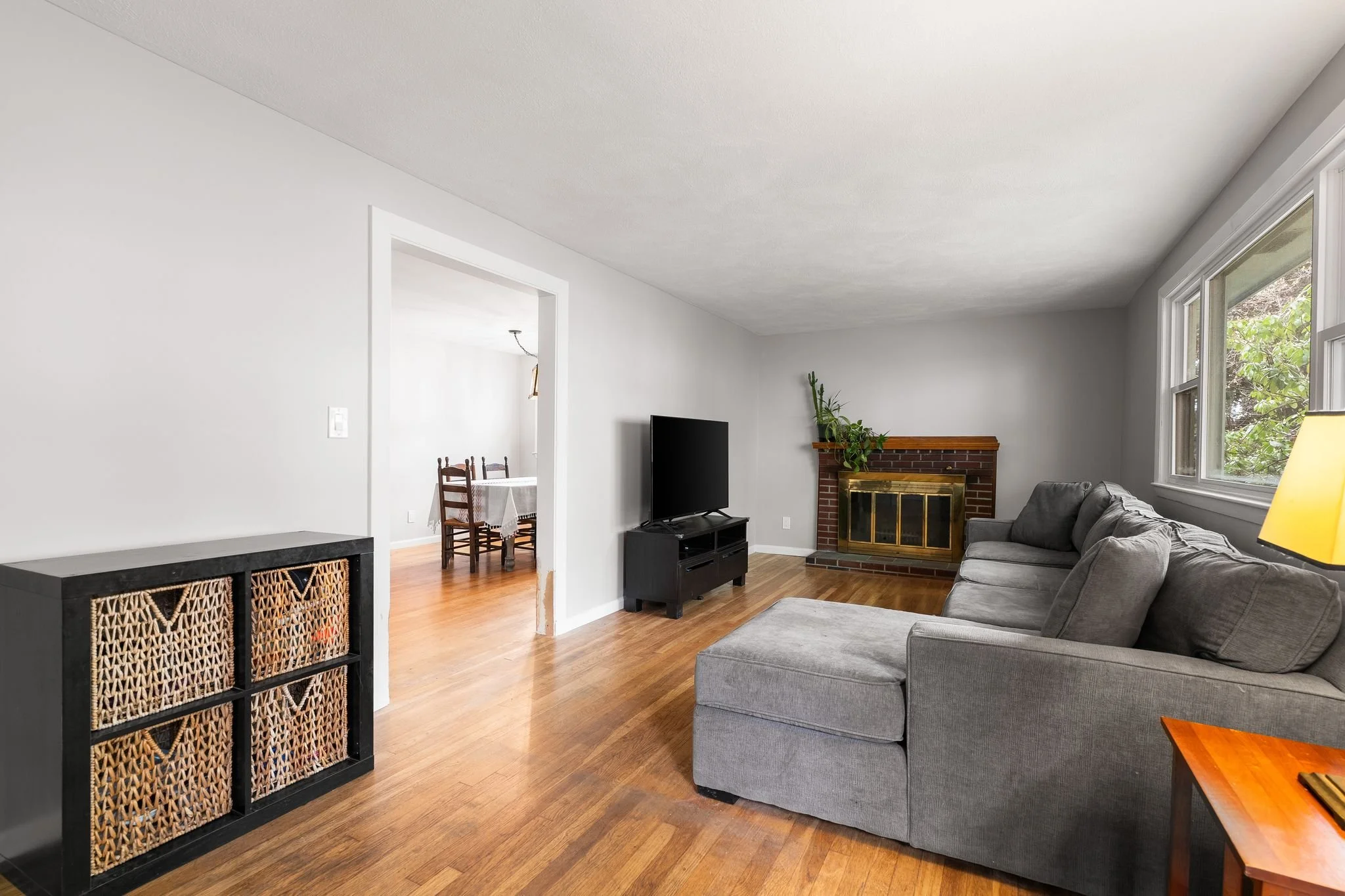125 Sylvia St-15.jpg