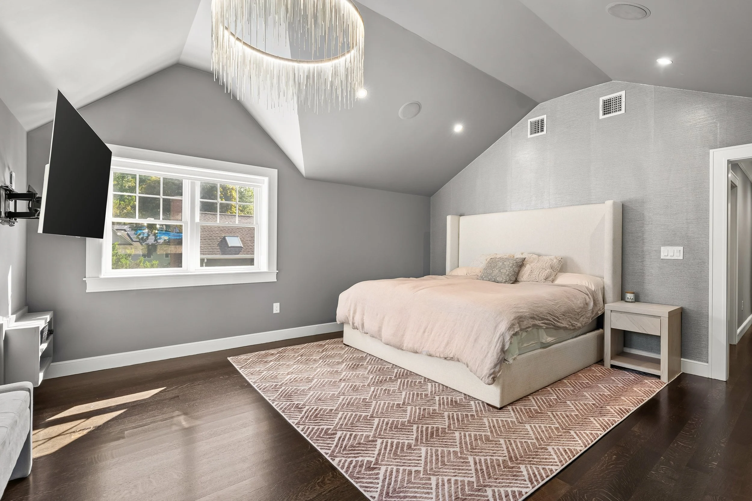 2 Hemenway Ave-35.jpg
