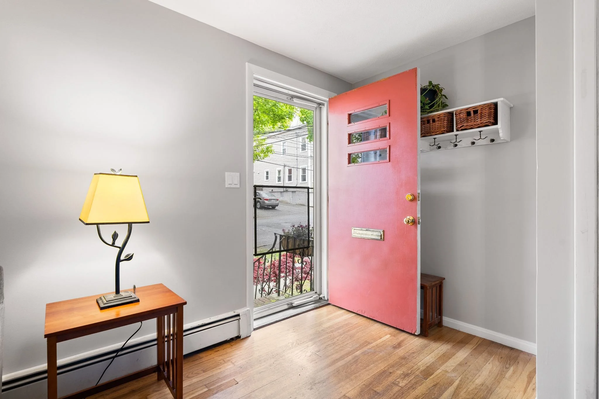 125 Sylvia St-17.jpg