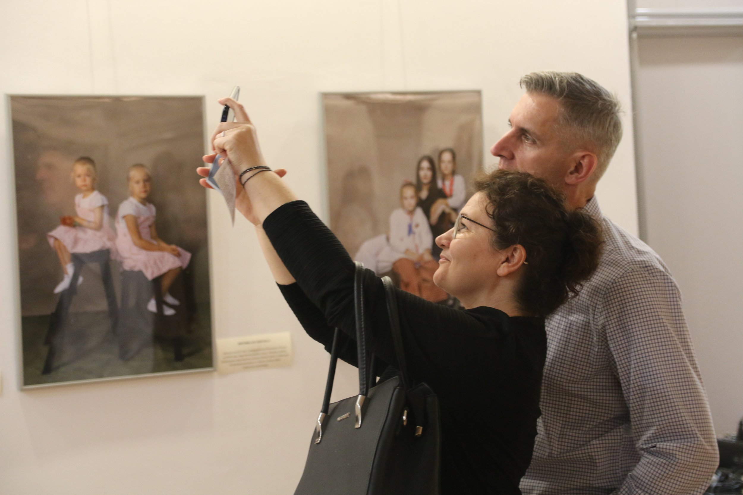 DZIECIĘCE TWARZE EMIGRACJI wernisaż I -Bielańskie Centrum Kultury