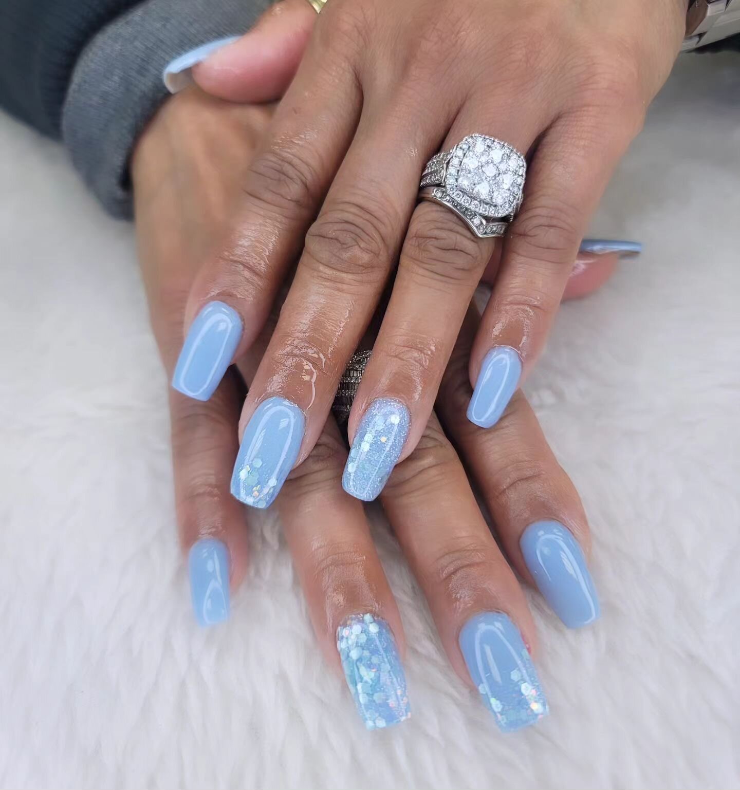 Client was going for spring/easter type blue but with this weather it could be Wintery Blue 😅