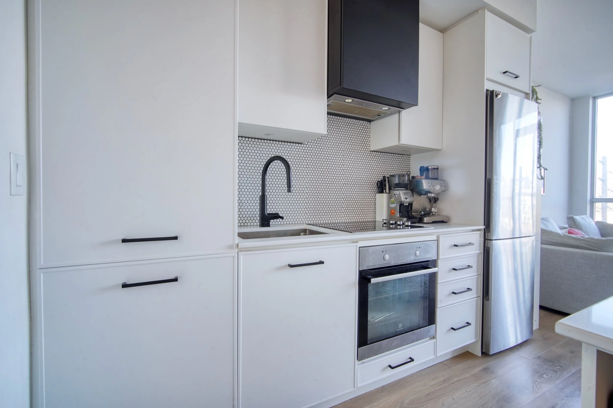 899 Queen St E #403 - 8 of 13.jpeg