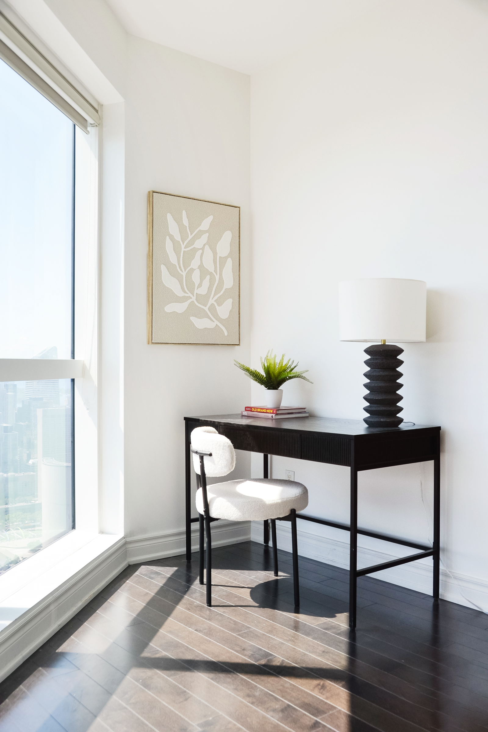 Second Bedroom Office.png