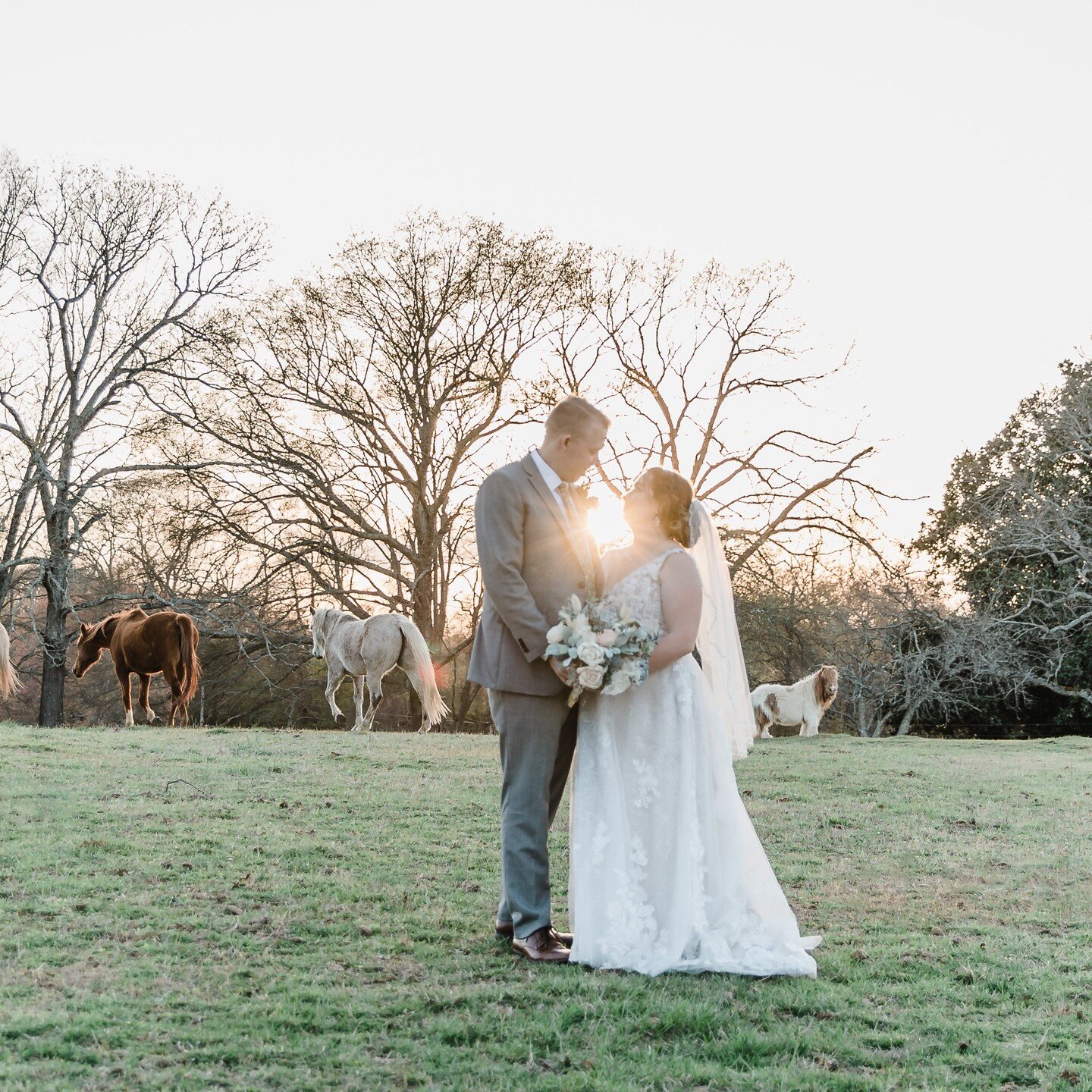 We're in LOVE with how these turned out! Thank you @zackbradleyphotography for capturing such a beautiful moment &amp; couple!