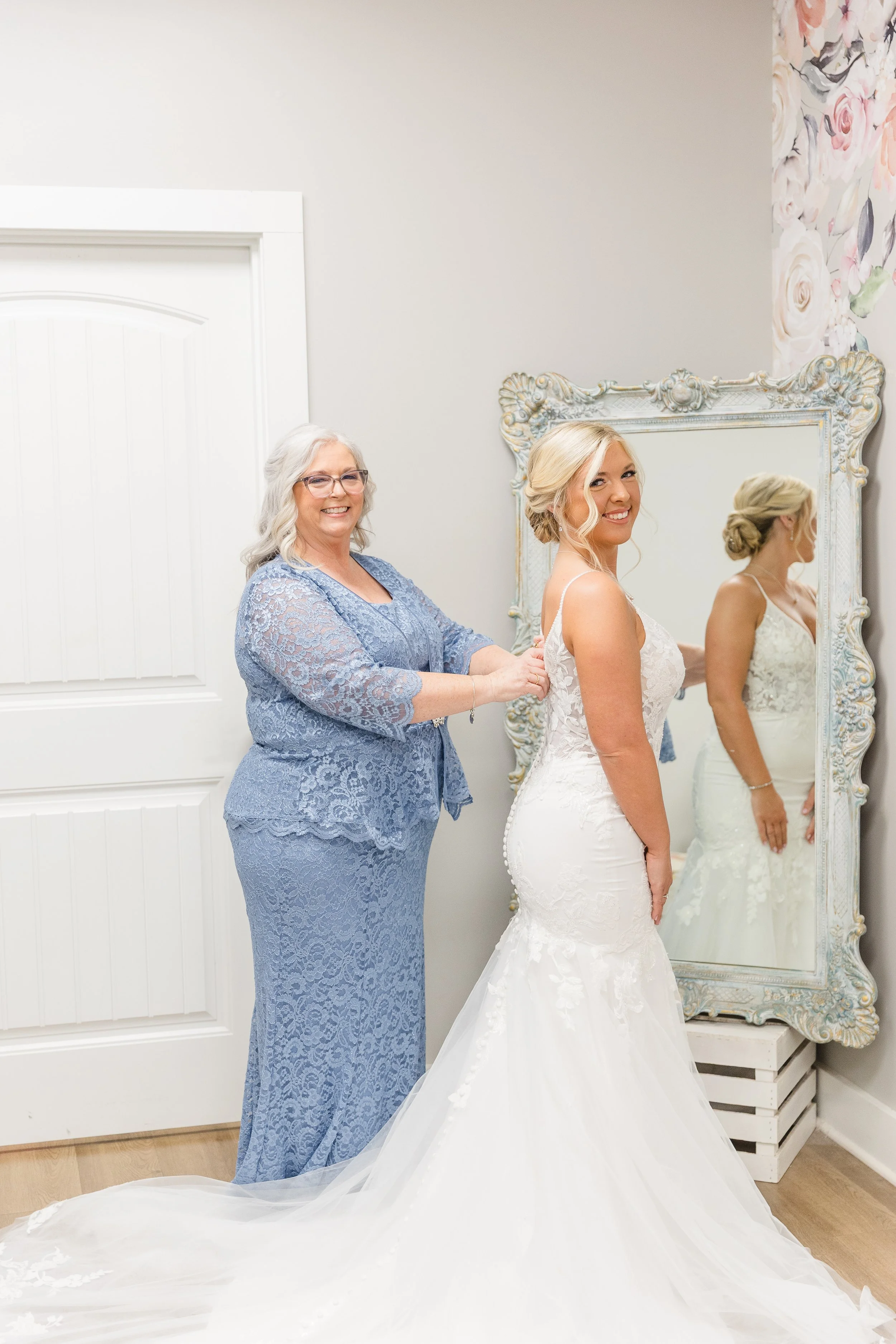 sneak peek (1 of 1)-4.jpg