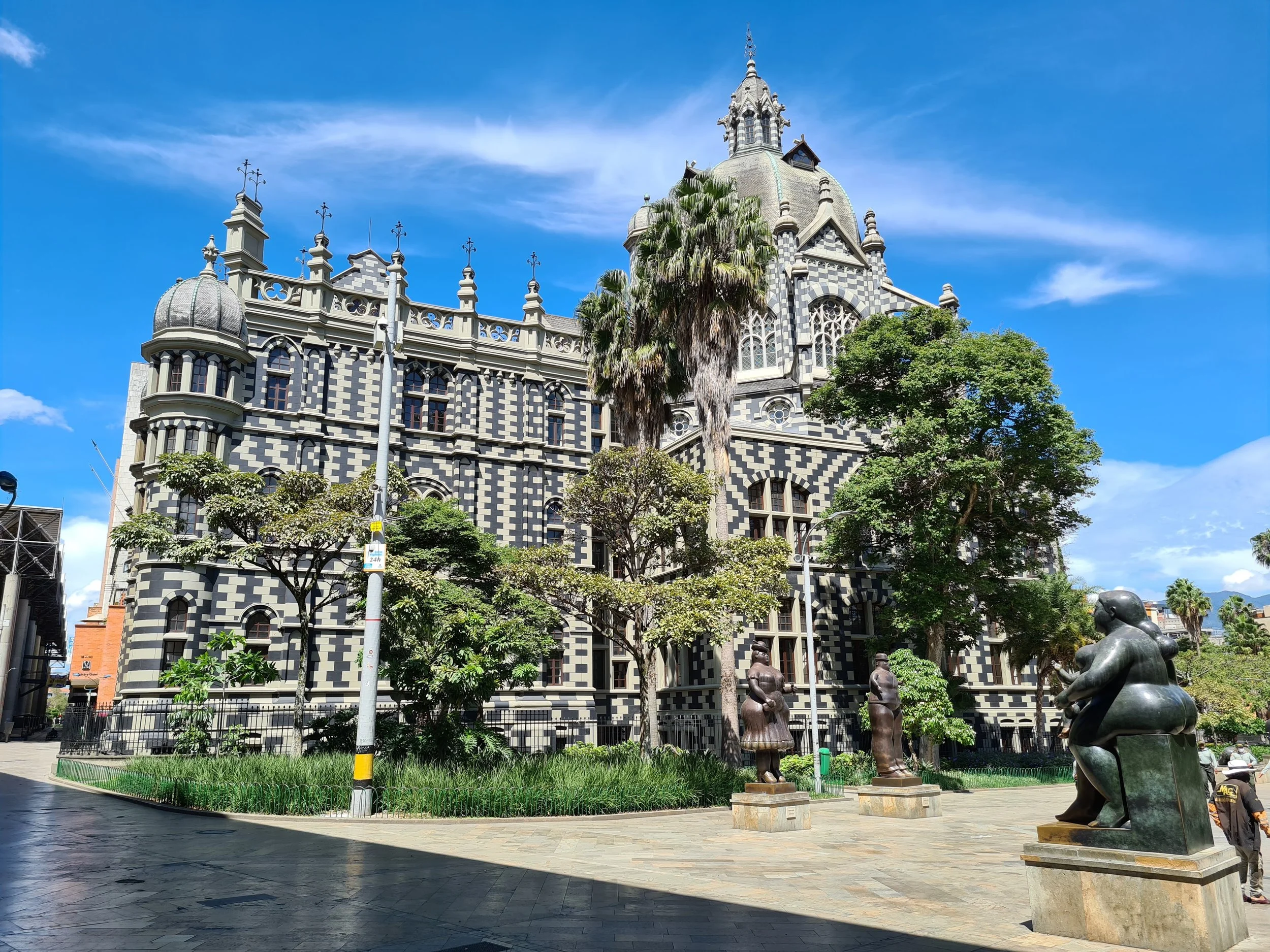 Plaza Botero