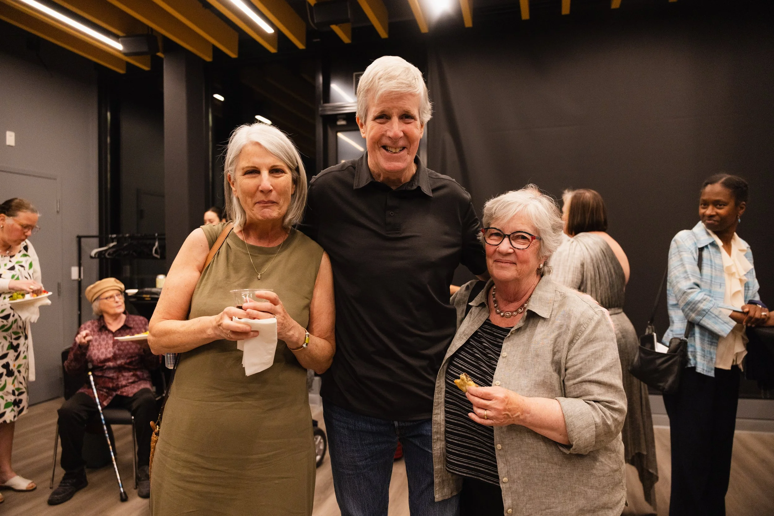 061225_YRUUPremiere_CoolidgeCornerTheatre_OliviaMoonPhotography-162.jpg