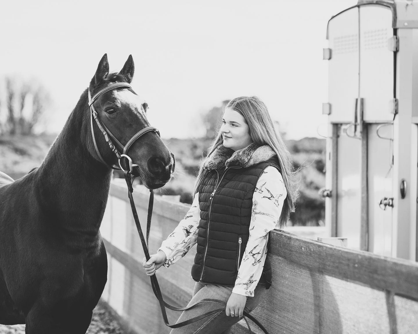Nuala + Holly 

@nuala_noble_x had her photoshoot with her pony Holly as part of a group shoot at Coneyhatch Equestrian recently. It was a busy morning but we managed to get great shots of all the horses, family and some dogs too!!

The weather is ge