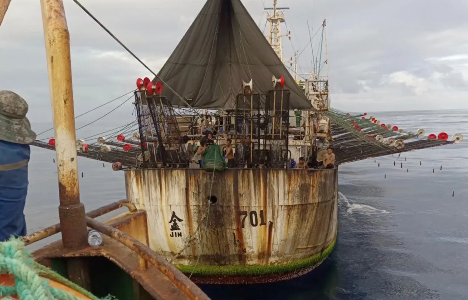   EJF warns Southeast Pacific squid fishery near crisis as investigation finds labor abuse, IUU, and lack of oversight  
One of the world’s most important squid fisheries is approaching a critical tipping point, according to an investigation by the E