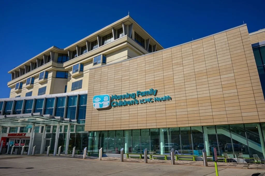 Exterior view of Manning Family Children's Clinic at LCMC Health