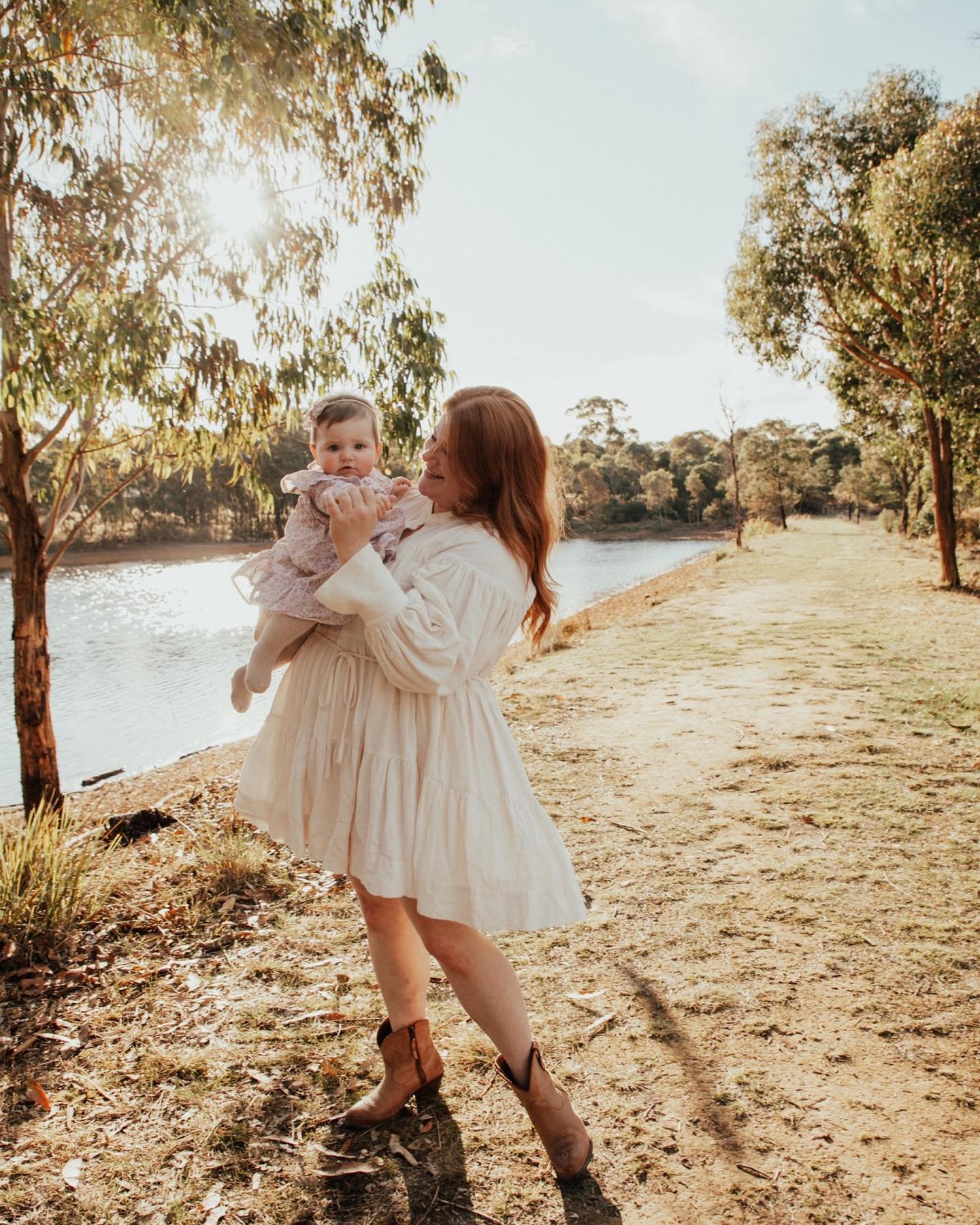 MOTHERS DAY SESSIONS TO DIE FOR ❤️
.
Madeline and Ella were lucky enough to be surprised with a sessions by pretty amazing husband and Dad! Memories to treasure forever! 
.
Happy Mother&rsquo;s Day to all the Mums today! 
.
#mothersdaymini #mothersda