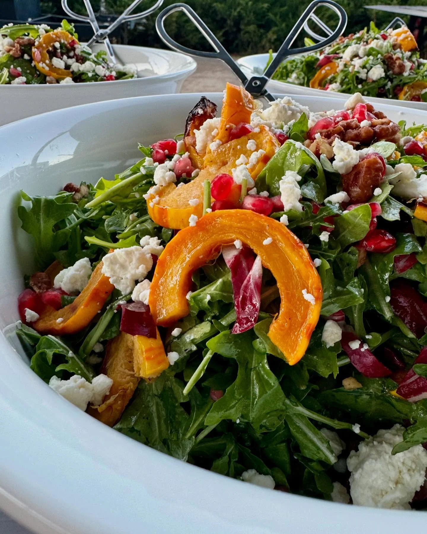 Fall is our favorite time at Omni 🍂🍁
All the colors and fresh seasonal produce we get to start incorporating into our menus is such a treat. 

This family style Arugula and Delicata Squash Salad made its fall debut at one of last weekend&rsquo;s sp