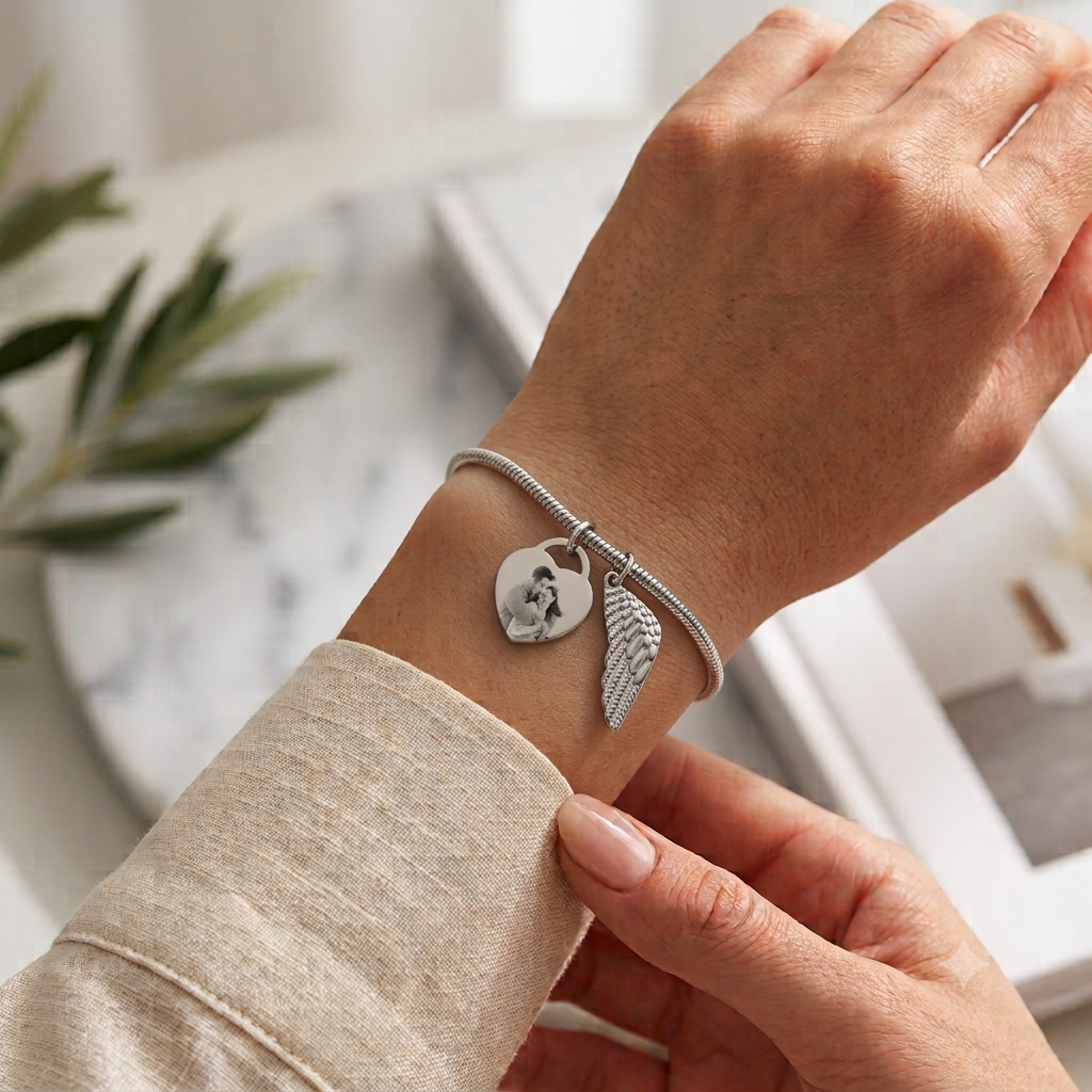 02-Heart-Wing-Rope-Bracelet copy.png