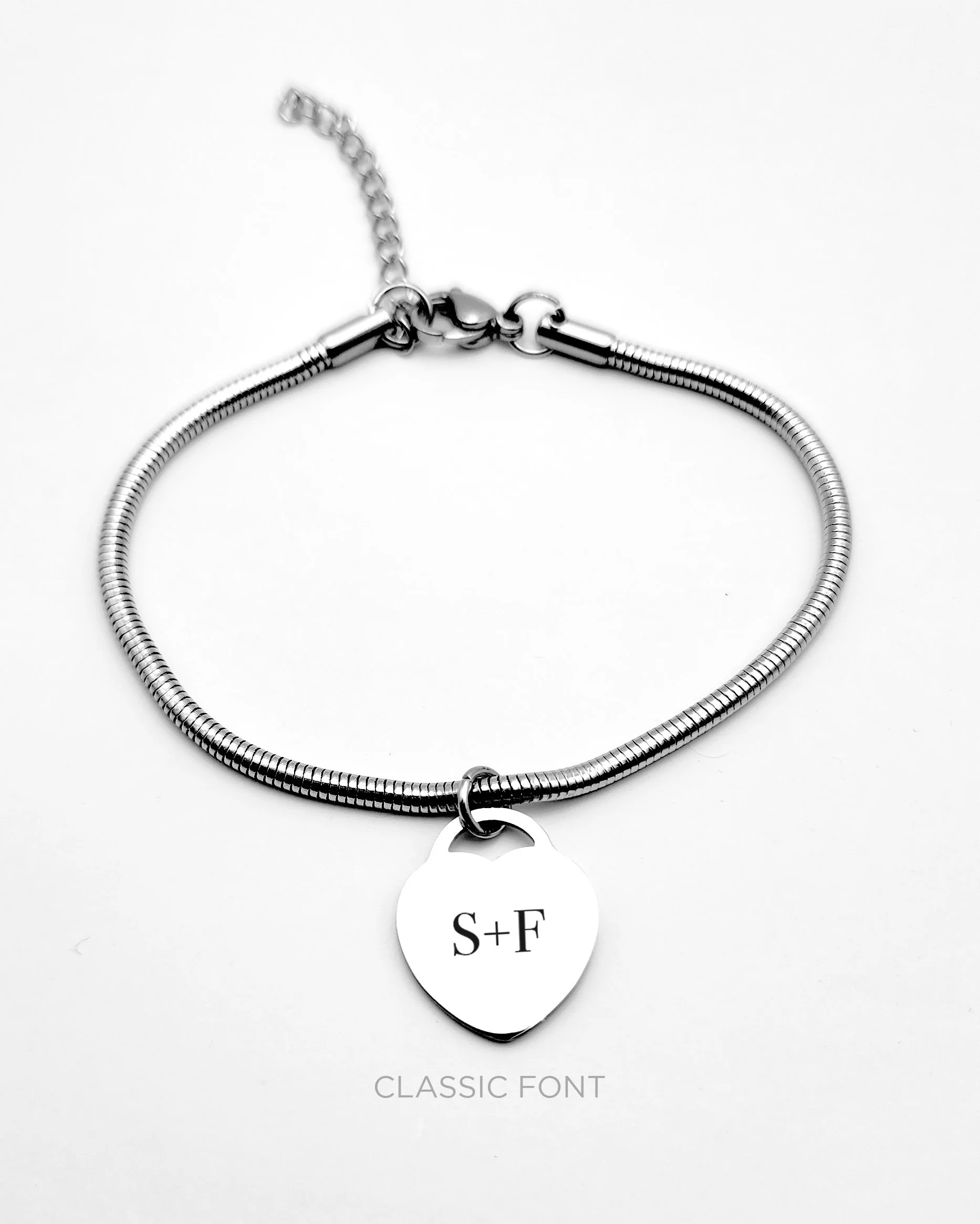 01-C-Heart-Rope-Bracelet.jpg