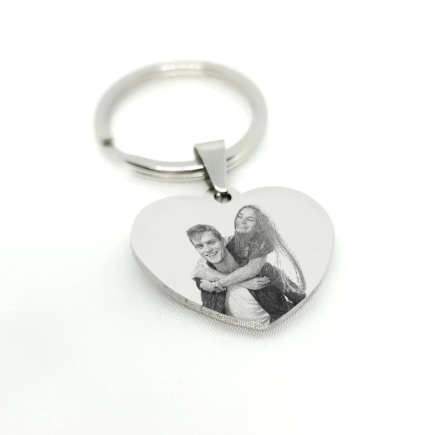 11-HeartKeyring-PhotoEngraving-ProductPhotos copy.jpg