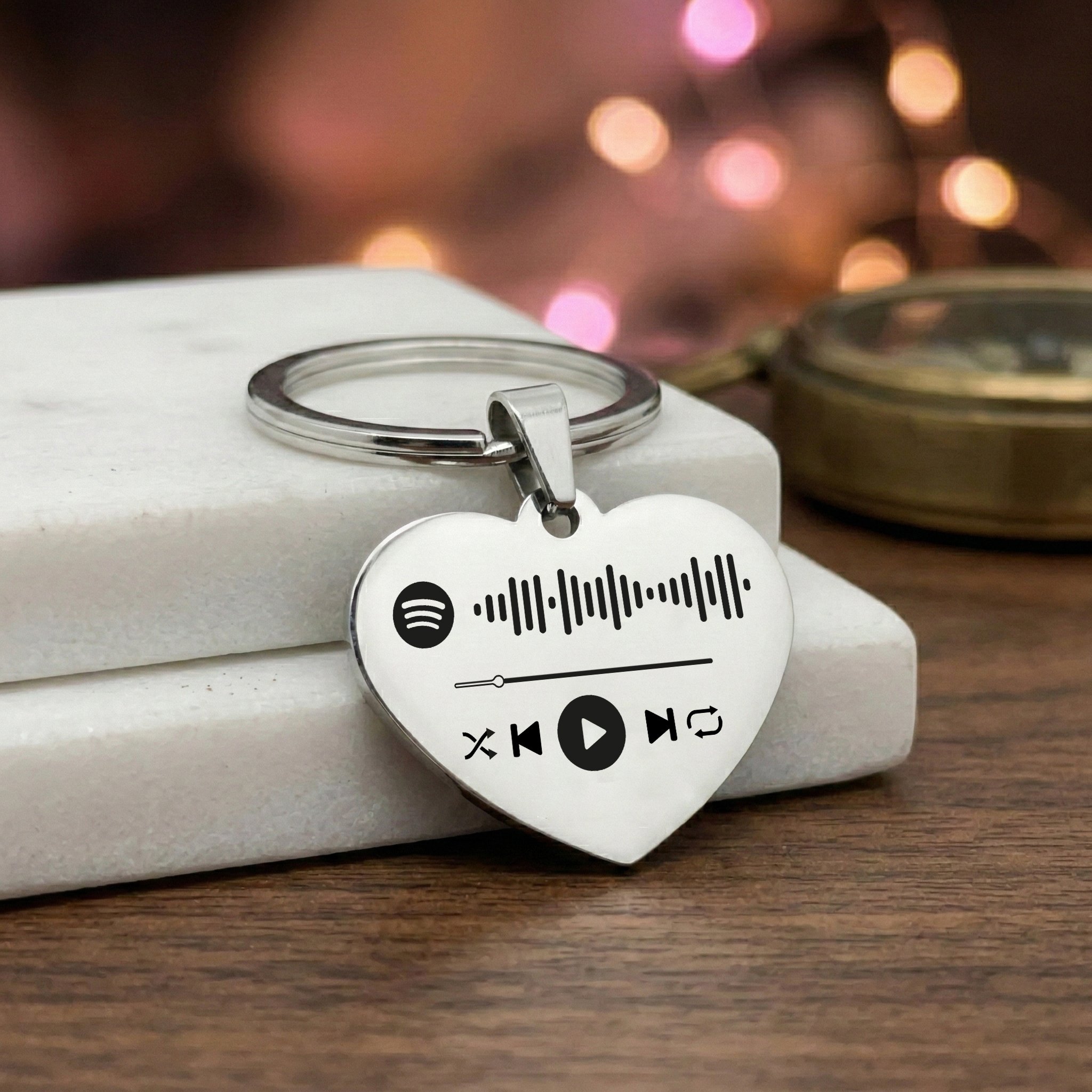02-SpotifyKeyring-Heart-Mar26.jpg