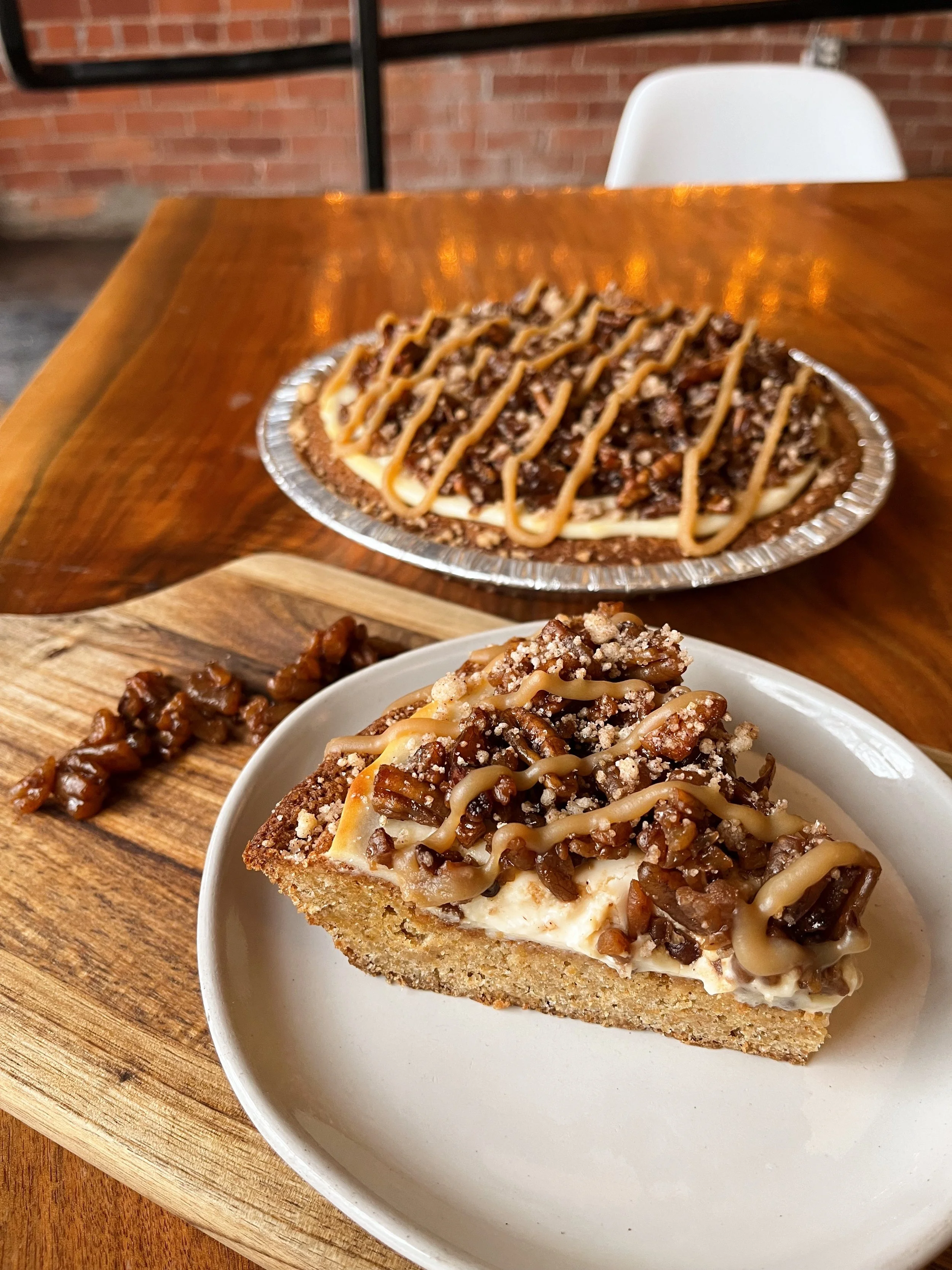 Butterscotch Pecan Snickerdoodle Cheesecake Pie