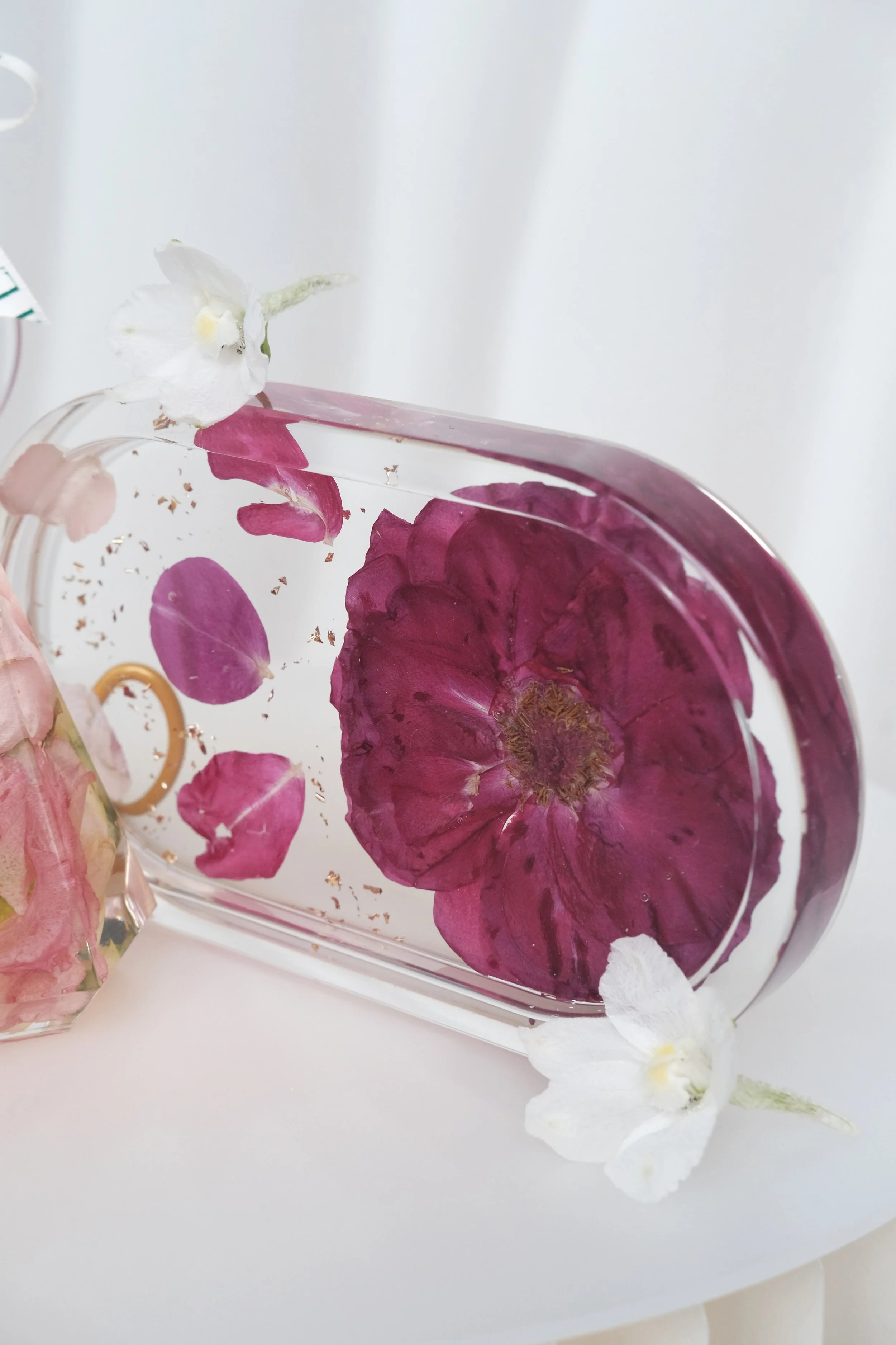 Oval trinket tray