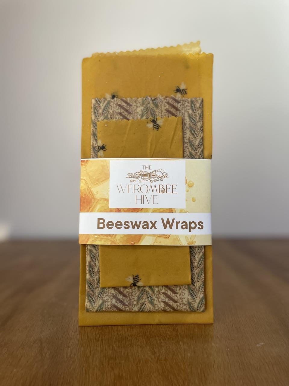 Beeswax wraps - set of 3 honey bee2.jpg