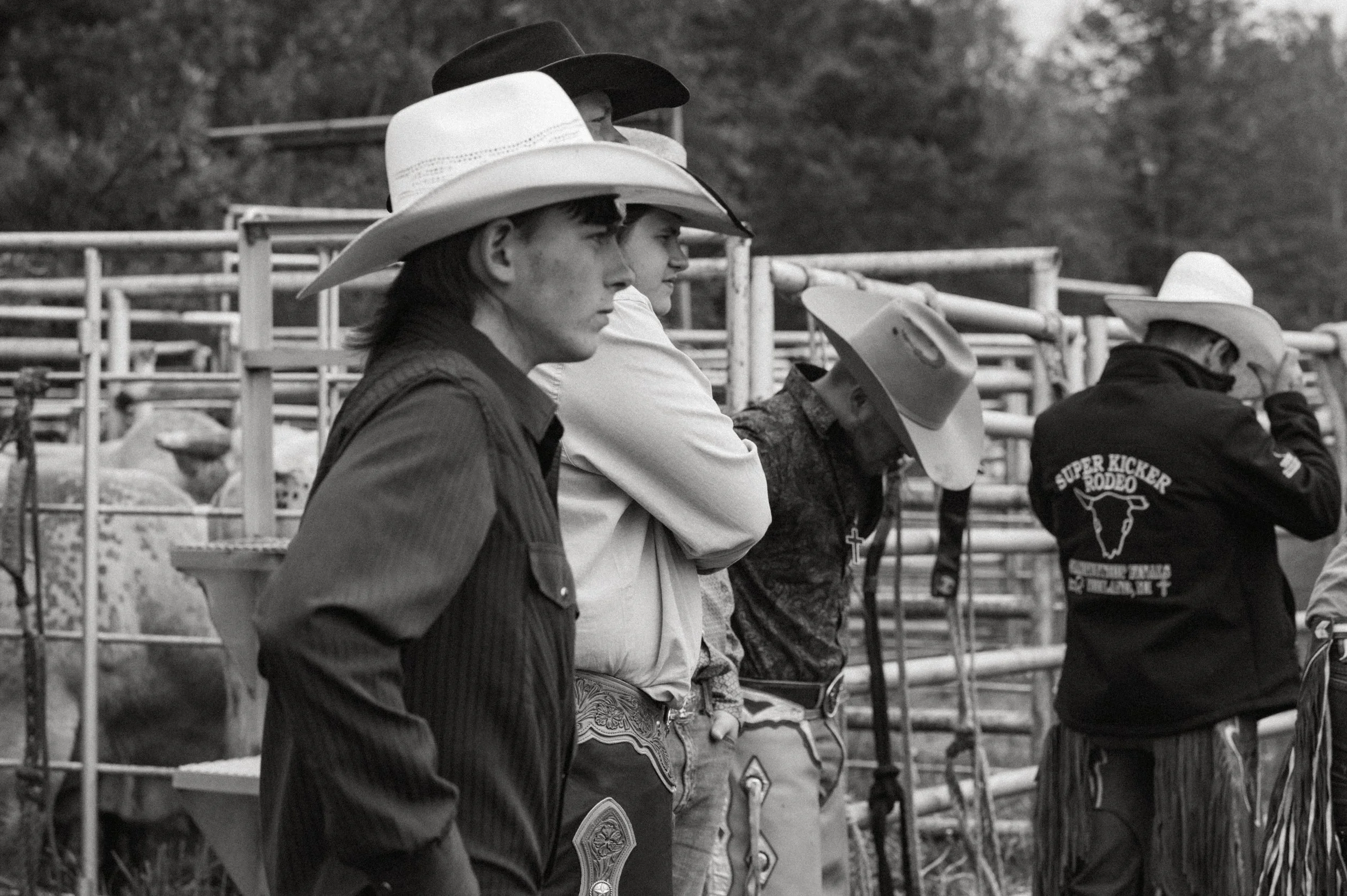 triple d rodeo tara snyder studio photography cowboys.jpg