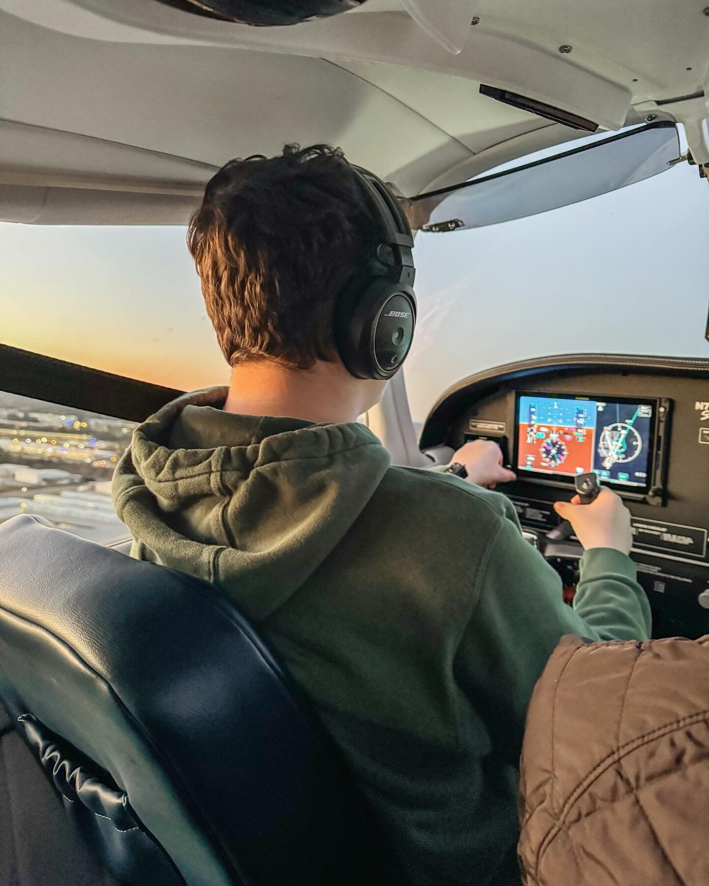 So incredibly proud of our Middle/High School Academy graduate @soarandskor (Nate) on passing his PPL ride! Watching him grow as a pilot over the past few years has been so inspiring, and we can&rsquo;t wait to see what comes next! 🎉✈️