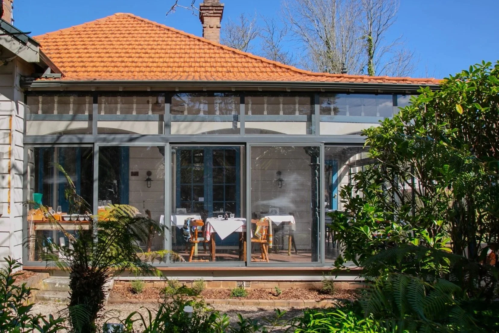avalon-restaurant-katoomba-verandah-3.jpg