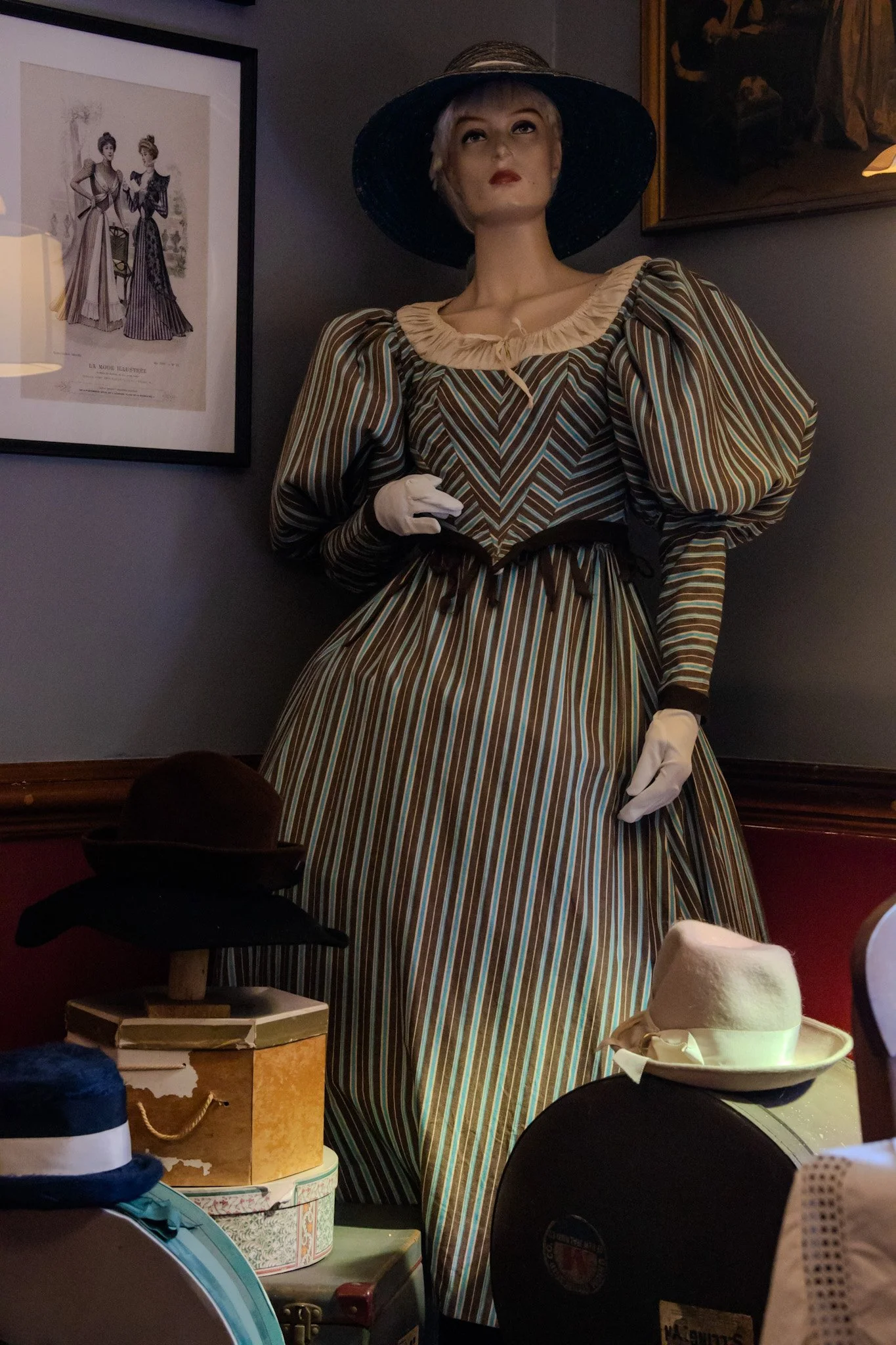 avalon-restaurant-katoomba-hat-room-5.jpg