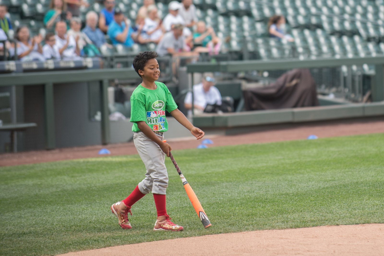 davonn hit pitch run-6.jpg