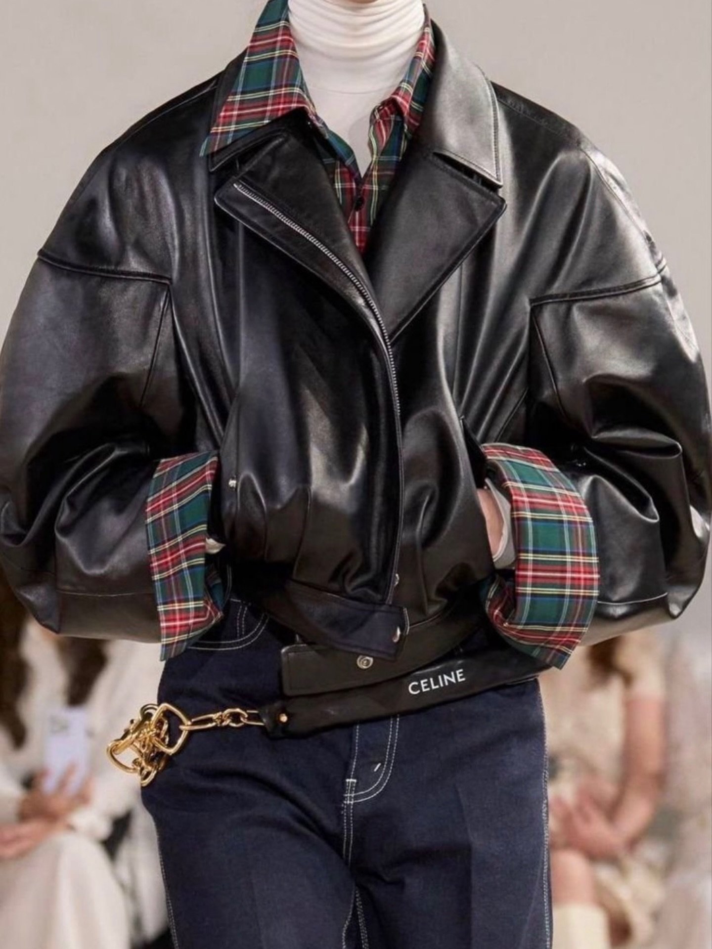 This is too fire 🔥 (if you see @sjbadvocacyllc founder steal this look, keep it quiet 🤫)