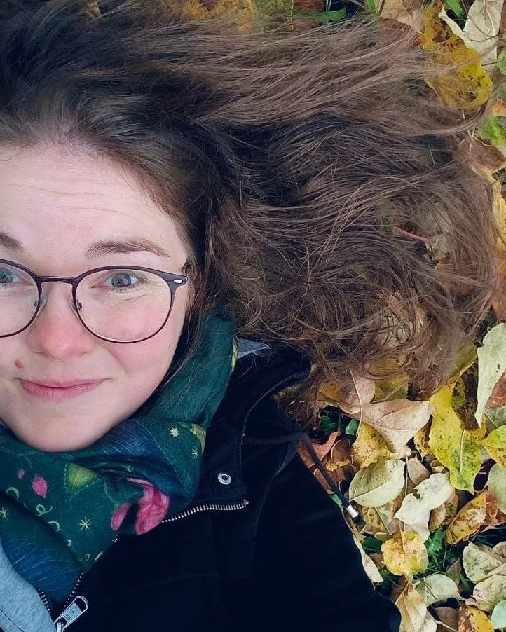 "Älä kaaru, maaru ja mätäne!"
Tämä oli erään asiakkaani lausahdus, jonka hän sanoi, kun hommat oli tehty ja sanottiin heipat. (Mainio asiakas ja terveisiä, jos tunnistat itsesi!)
Loppusyksy