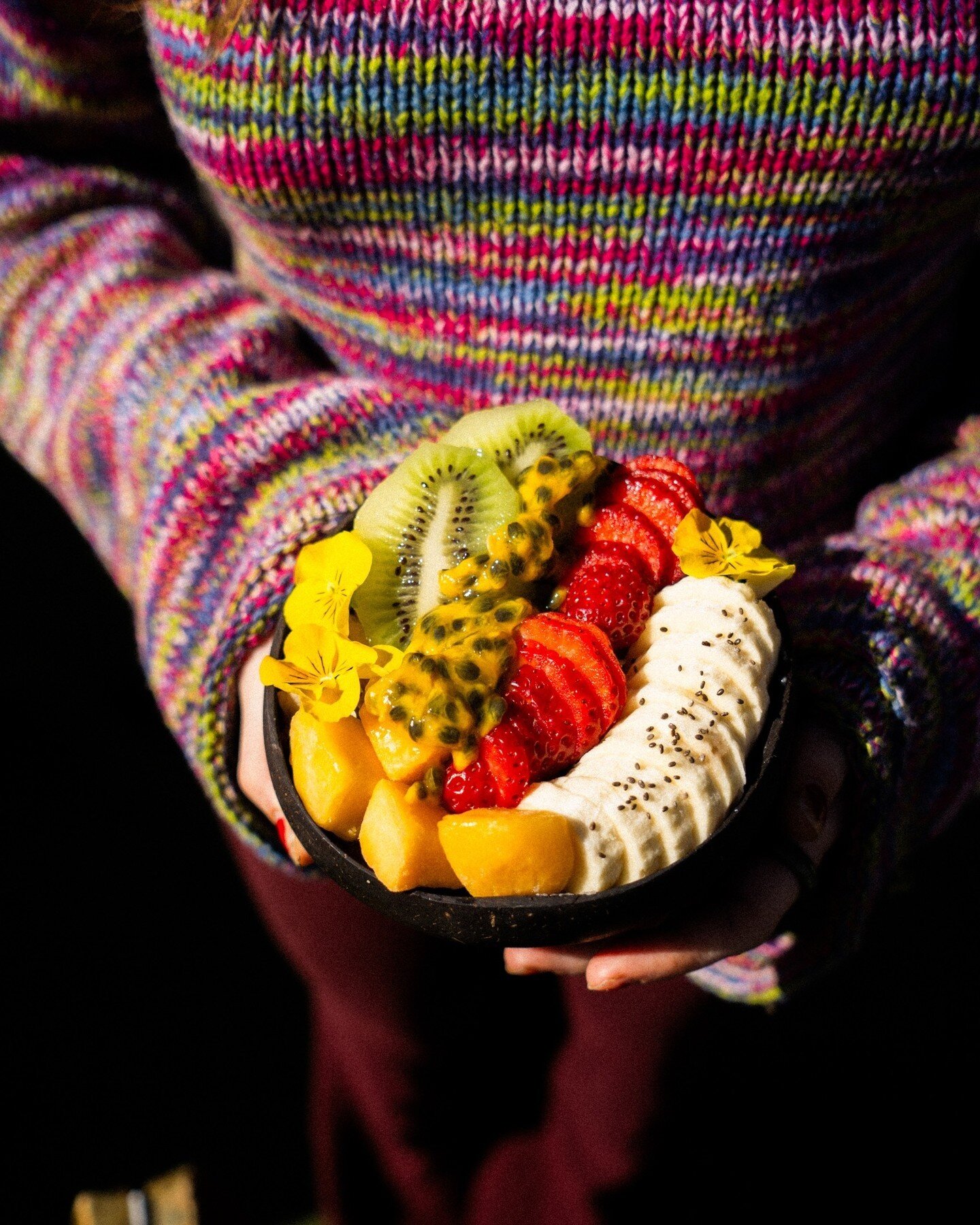 Tastes like holidays ☀️🤤⁠
Fresh a&ccedil;ai bowls, brimming with antioxidant-packed berries. Simply a bowl full of happiness! Try it out 🥝🍌🍓⁠
⁠
Every day till 3 pm