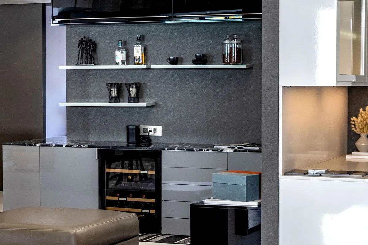 Inside-Living-Showroom-Countertop-heights
