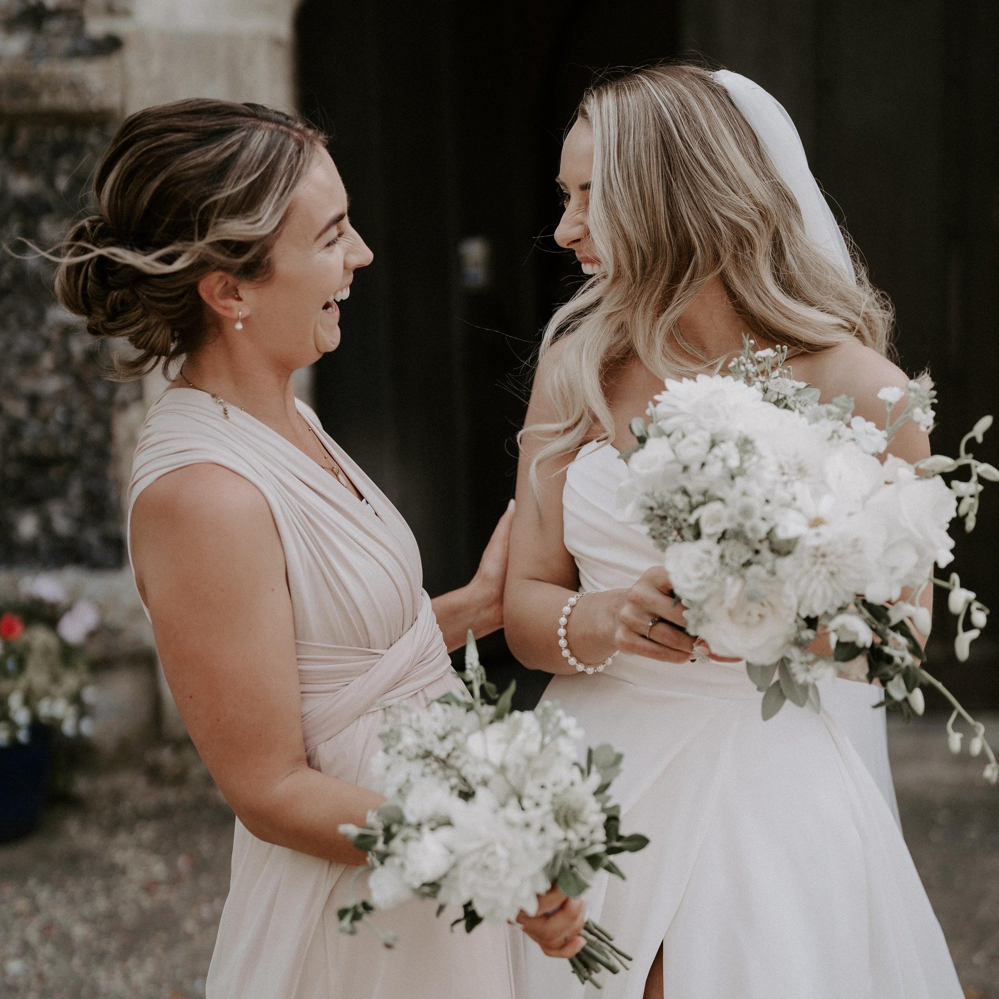 Just married moments between bride and bridesmaid outside of the church&hellip;  I love this photo from @gizelleperryx  wedding - capturing the happiness and emotions on a wedding day &hellip; 

There are so many things to consider when booking weddi