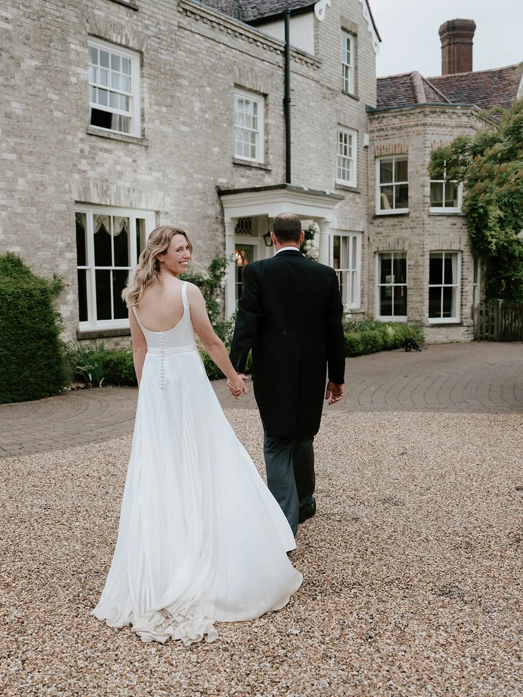 Ellie &amp; Will 🤍

Well... what a day!

Without a doubt, one of the best dance floors I&rsquo;ve ever seen. The rain may have made an appearance, but it certainly didn&rsquo;t dampen the celebrations. A beautiful family marquee wedding filled with 