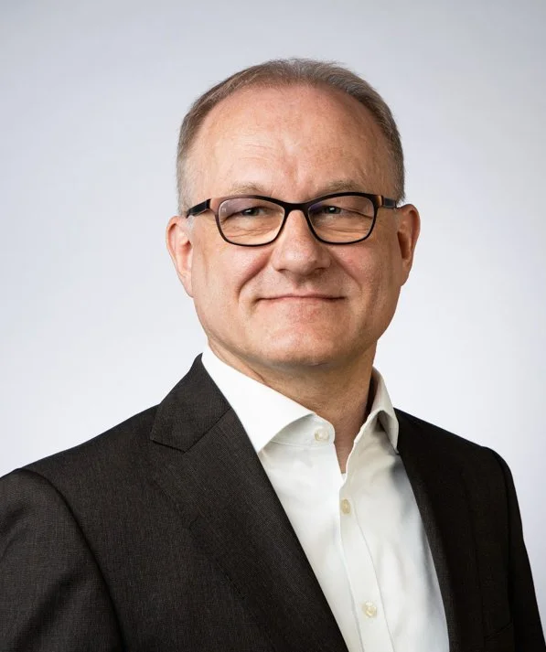 Weickert_Sven_2021_Portraet.jpg