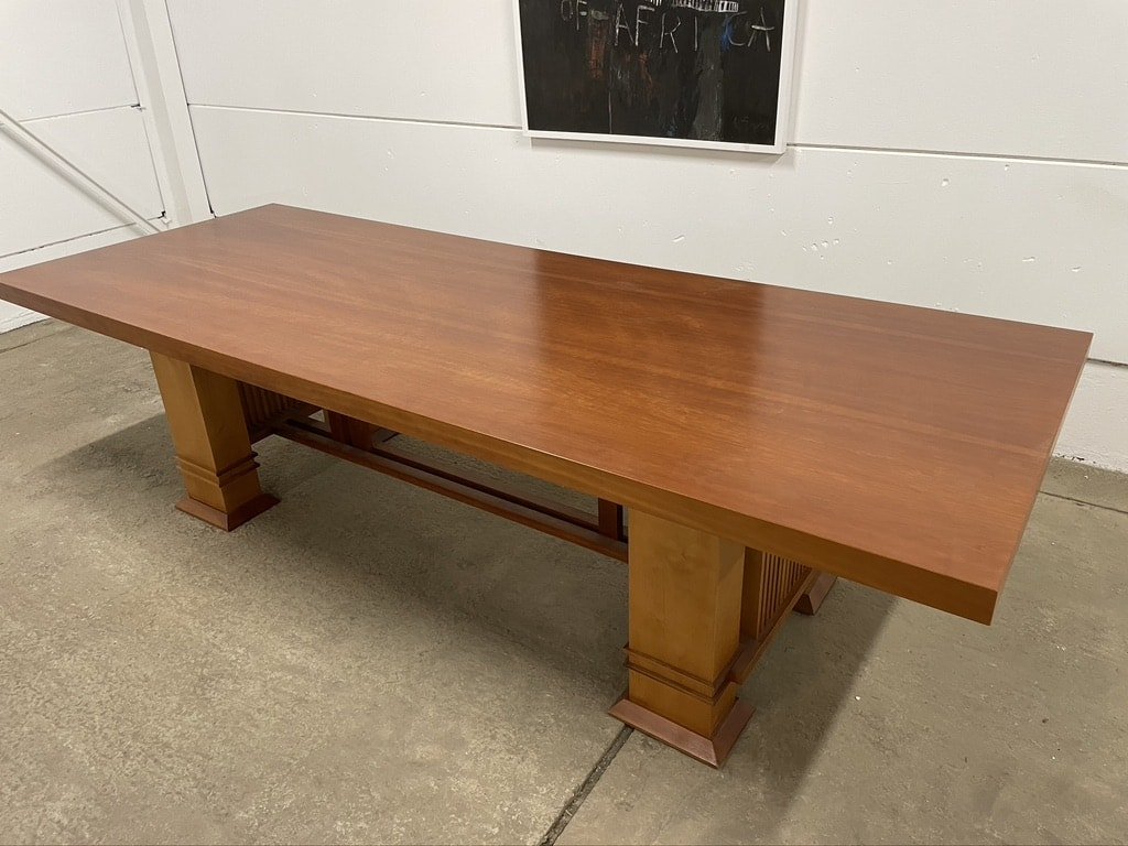 FRANK_LLOYD_WRIGHT_mobilier-acanthe_02.jpeg