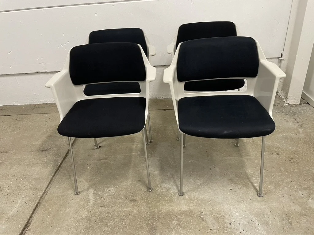 ACANTHE CHAISES ANDRE CORDEMEYER.jpeg