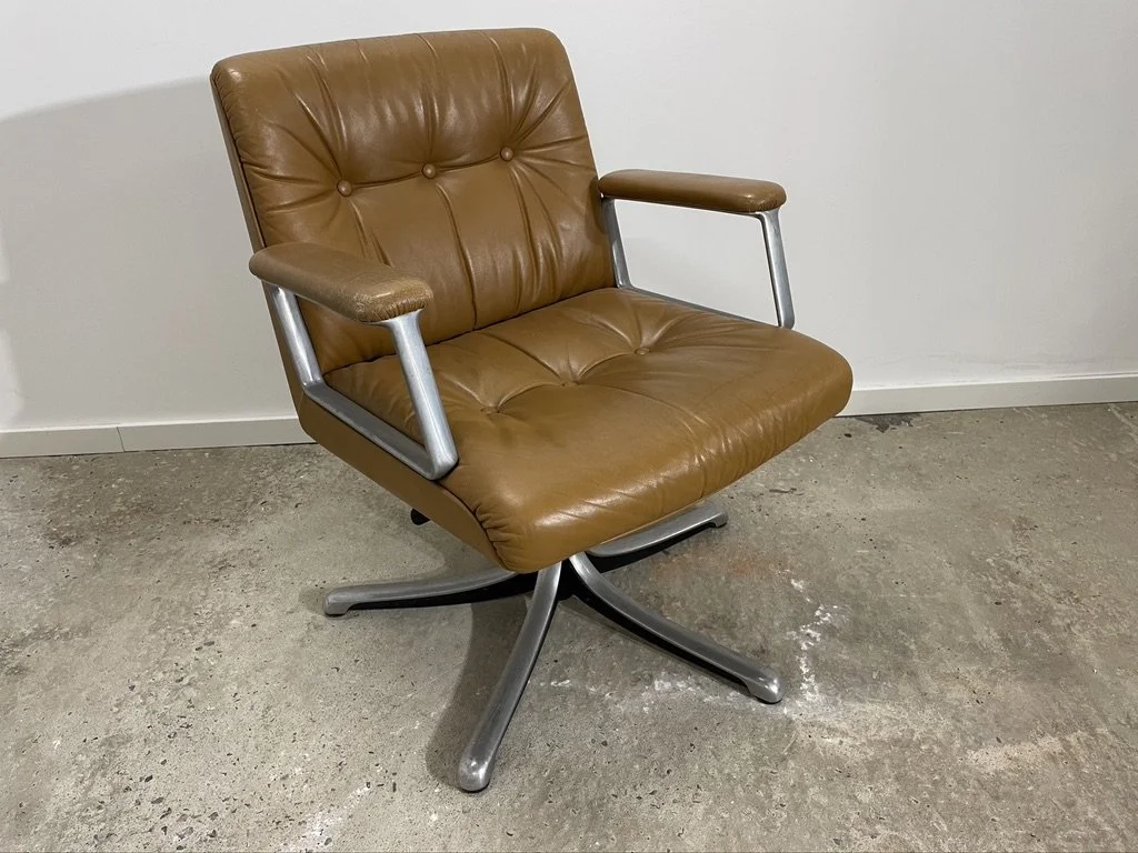 ACANTHE OSVALDO BORSANI set de 2 fauteuils P 126-2.jpeg